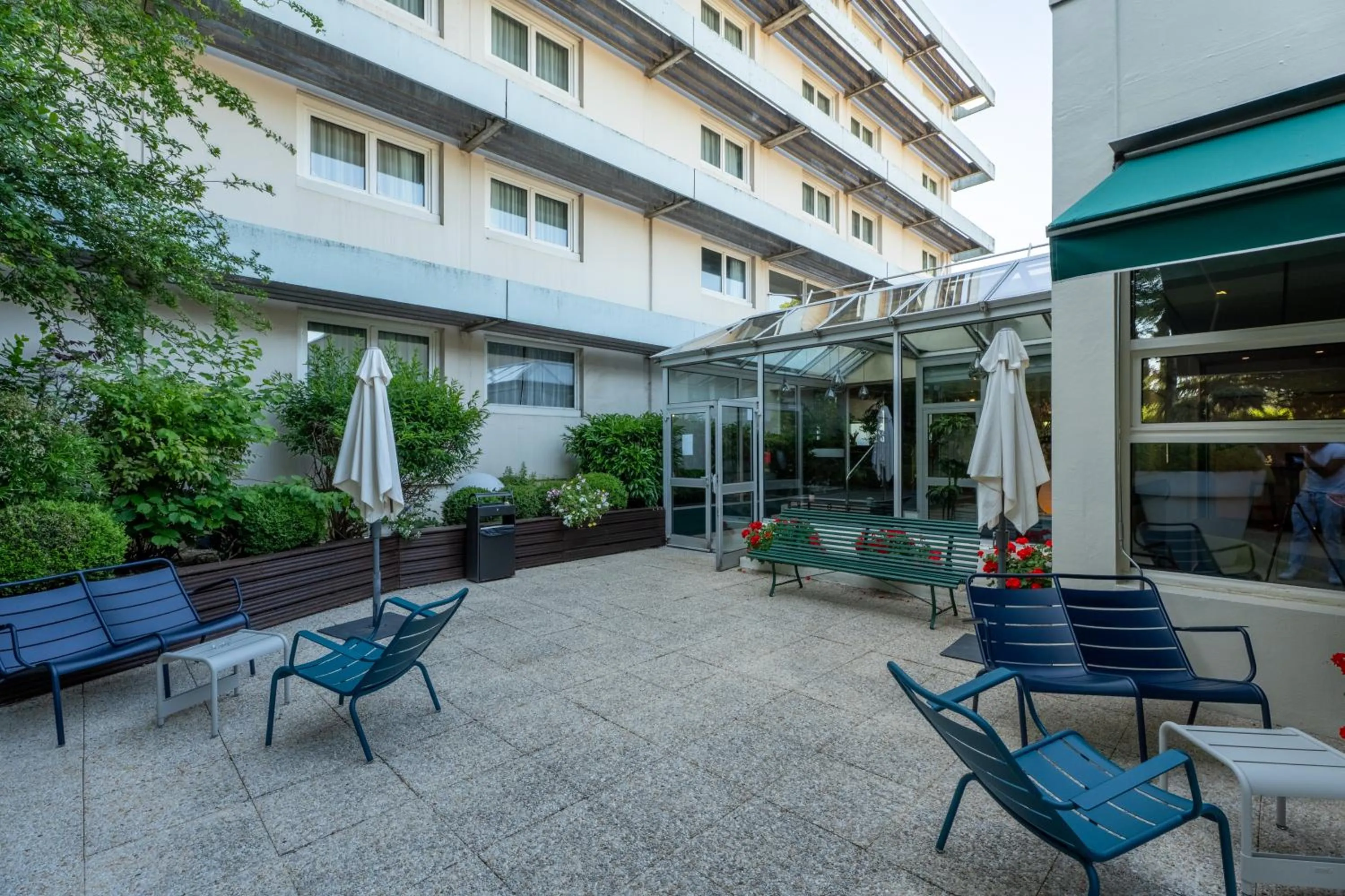 Patio in Novotel Poissy Orgeval