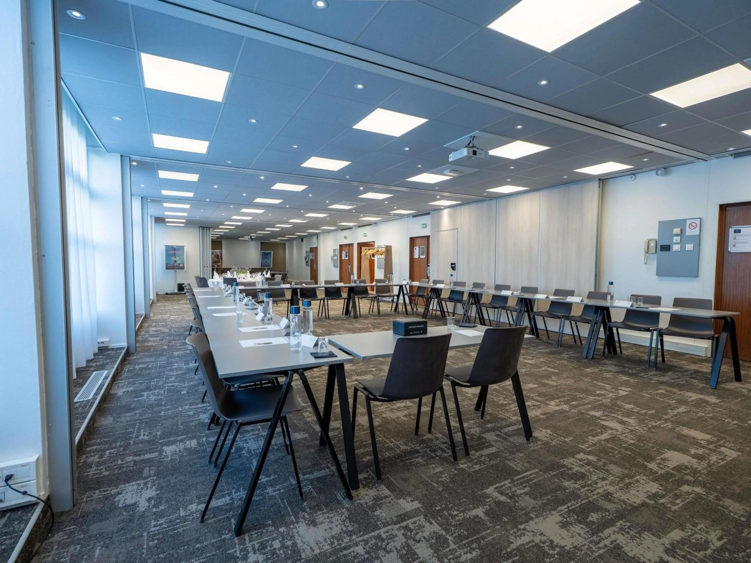 Meeting/conference room in Novotel Poissy Orgeval
