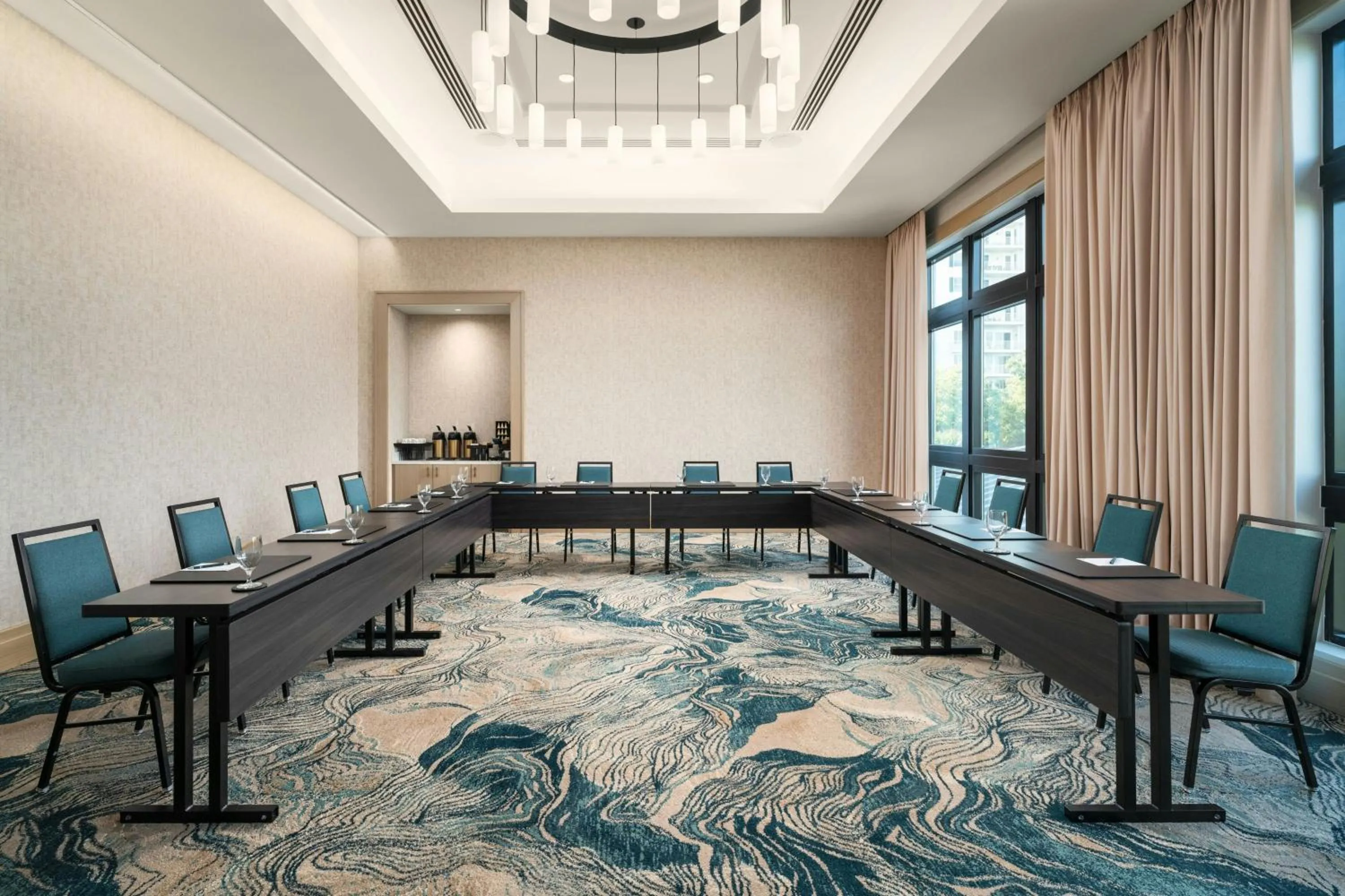 Meeting/conference room in Hotel Effie Sandestin Resort, Autograph Collection