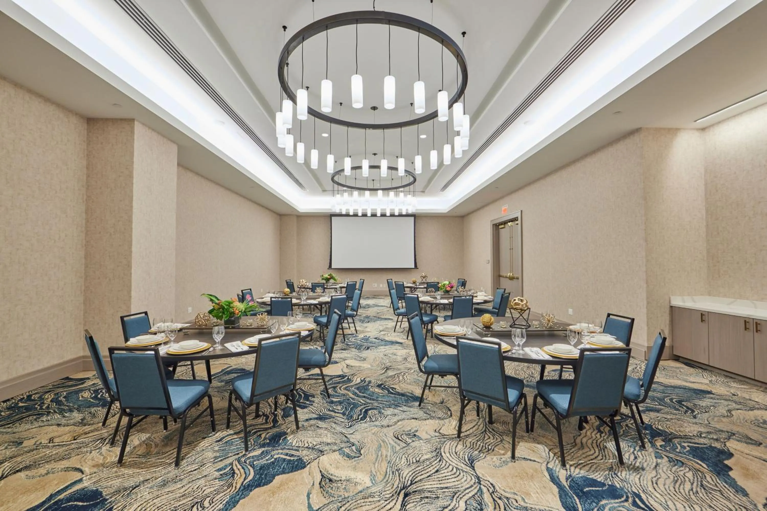 Meeting/conference room in Hotel Effie Sandestin Resort, Autograph Collection