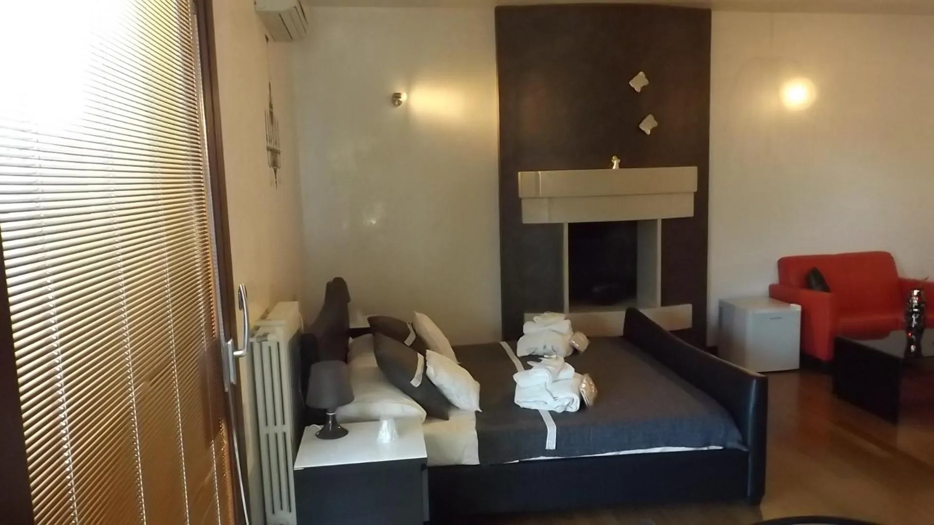 Photo of the whole room, Bed in Villetta Del Salento Exclusive B&B