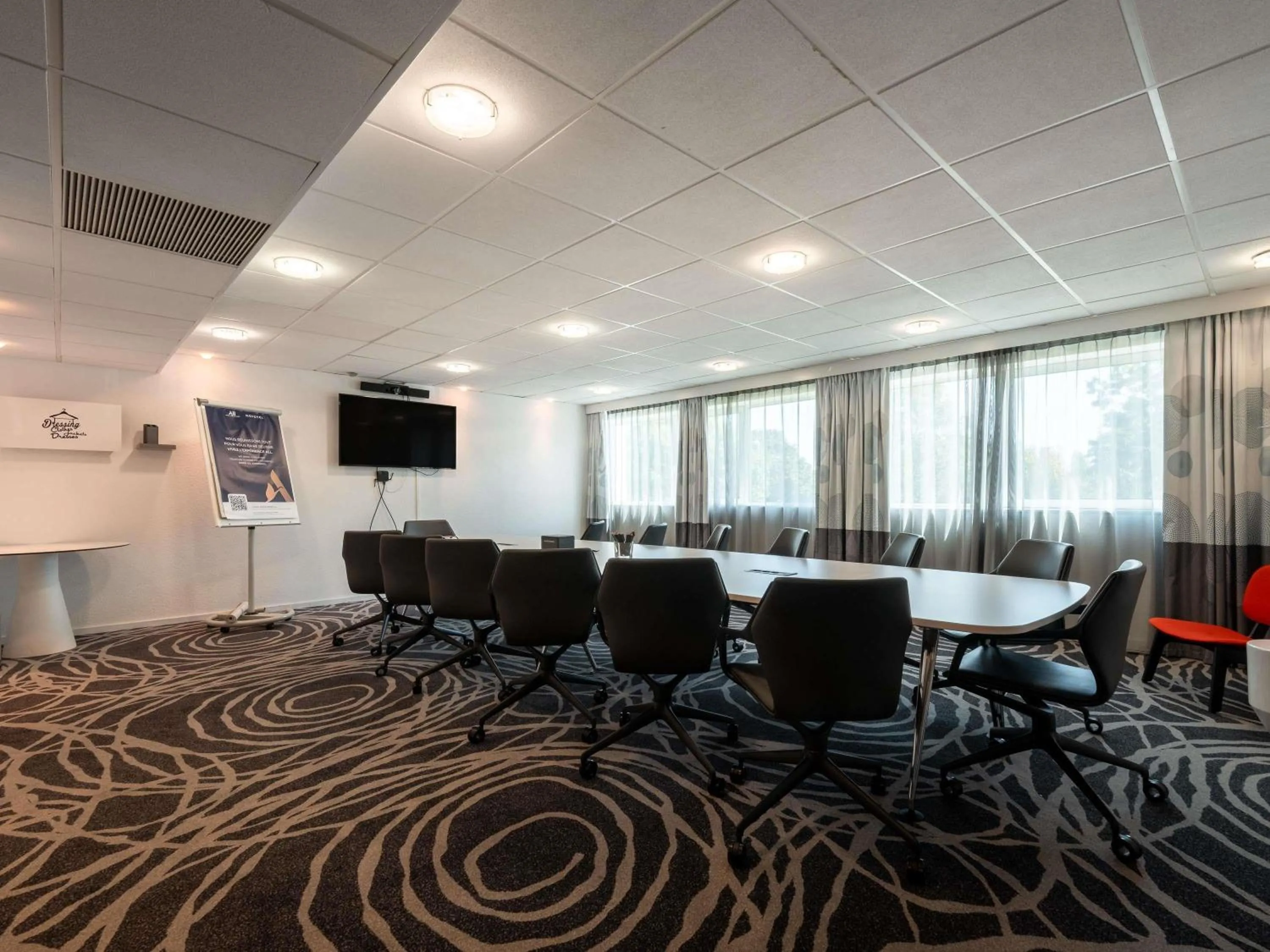 Meeting/conference room in Novotel Chartres