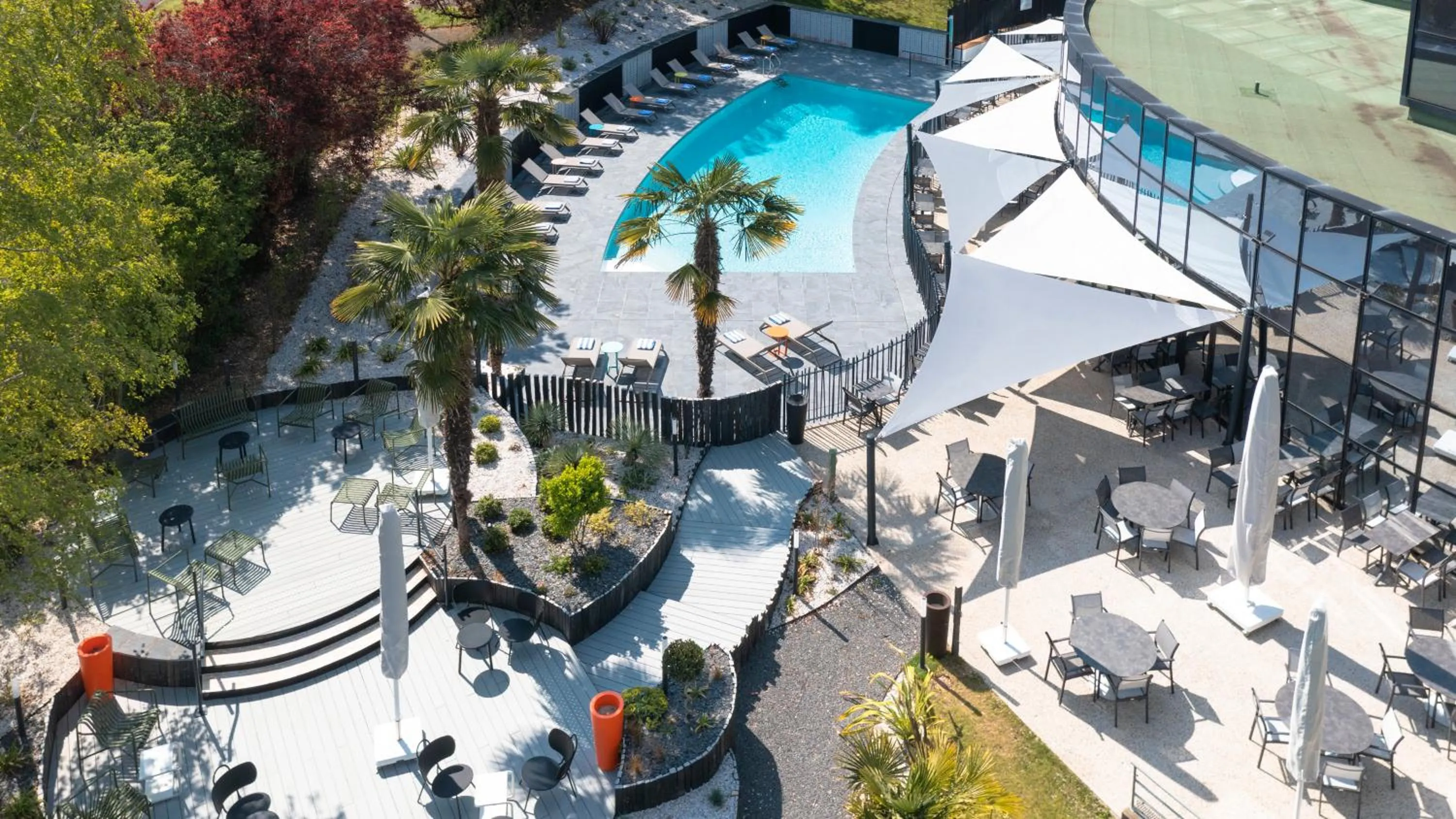 Bird's eye view in Novotel Poitiers Site du Futuroscope