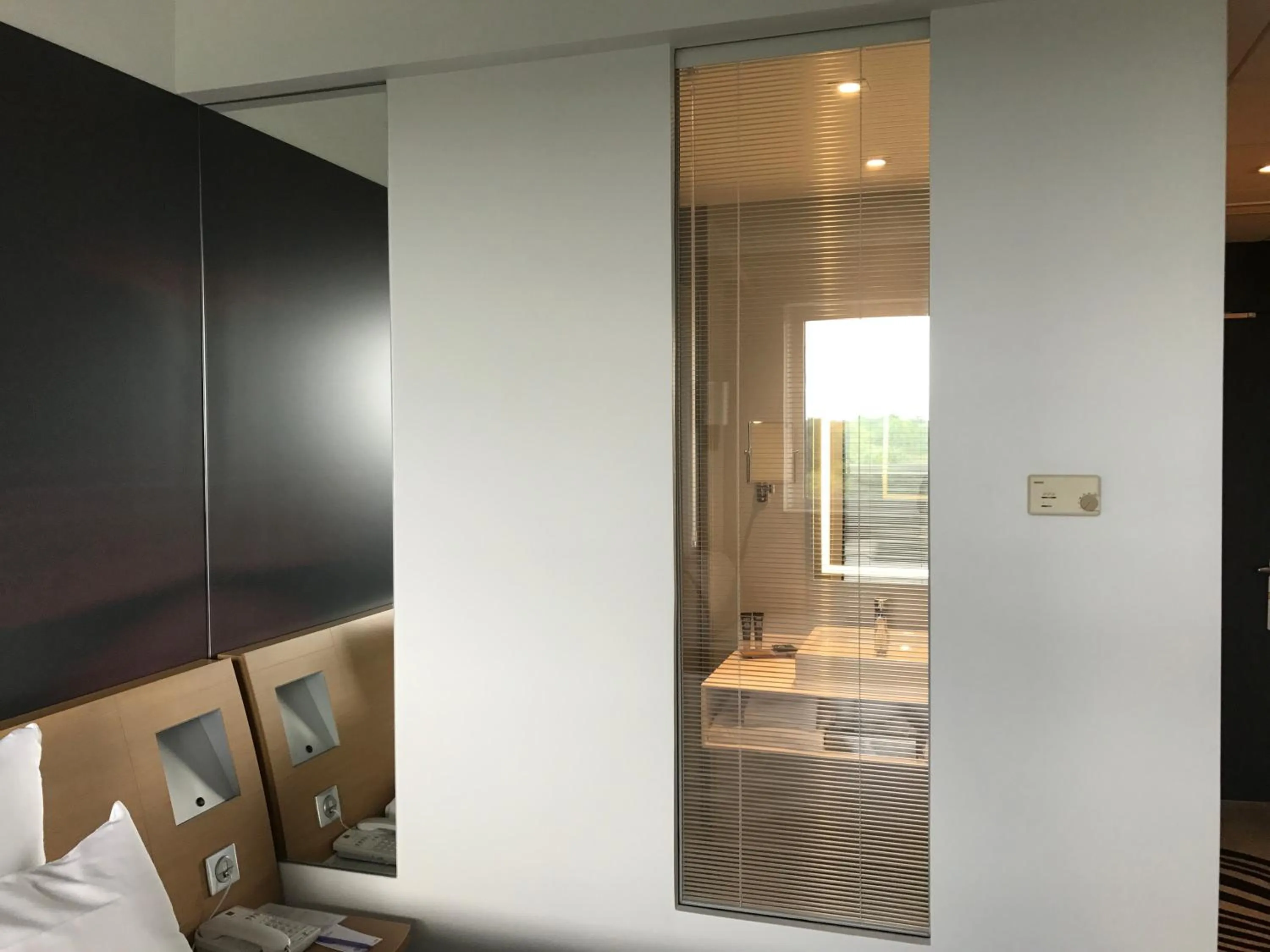 Shower in Novotel Poitiers Site du Futuroscope