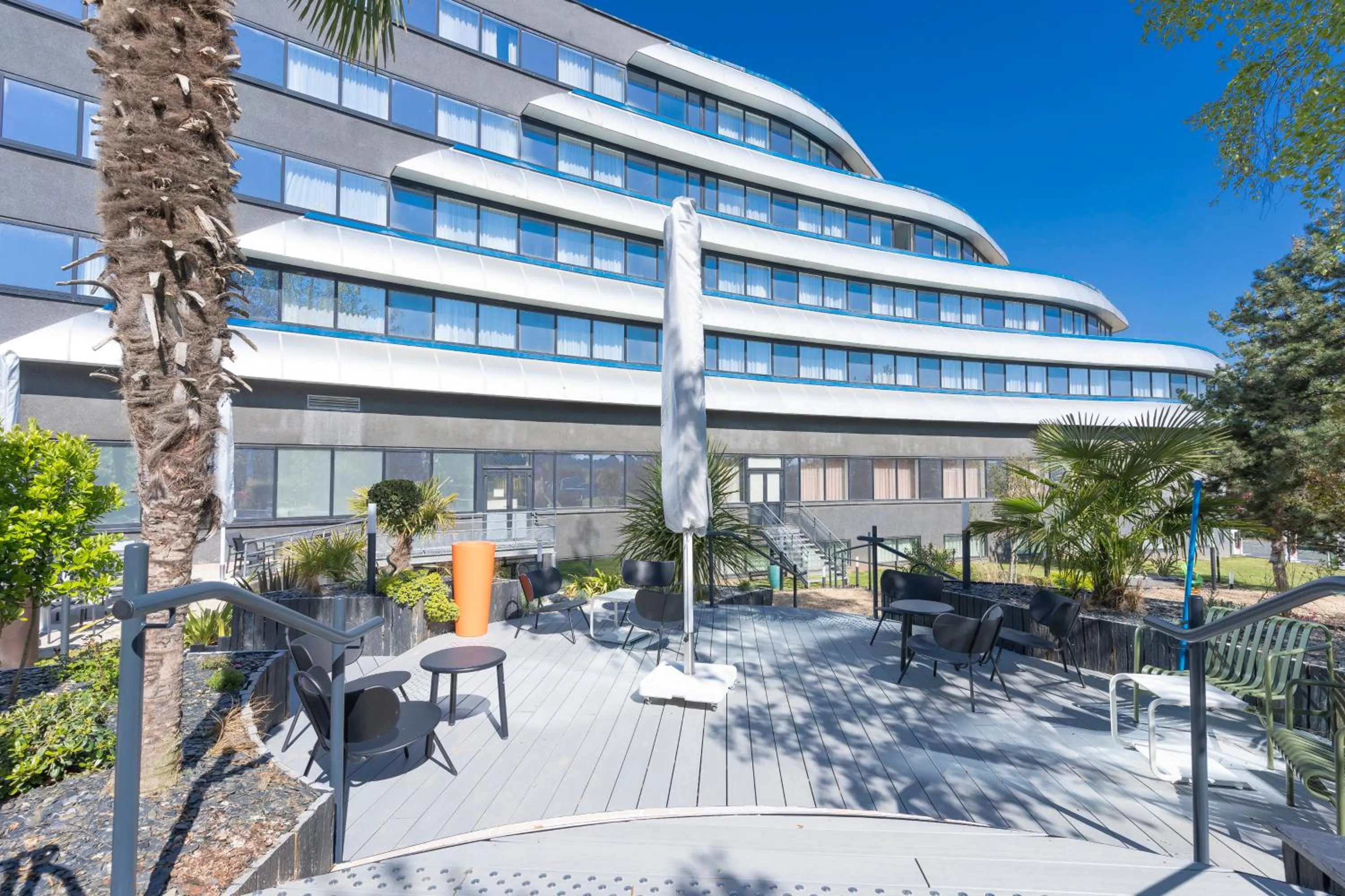 Restaurant/places to eat in Novotel Poitiers Site du Futuroscope