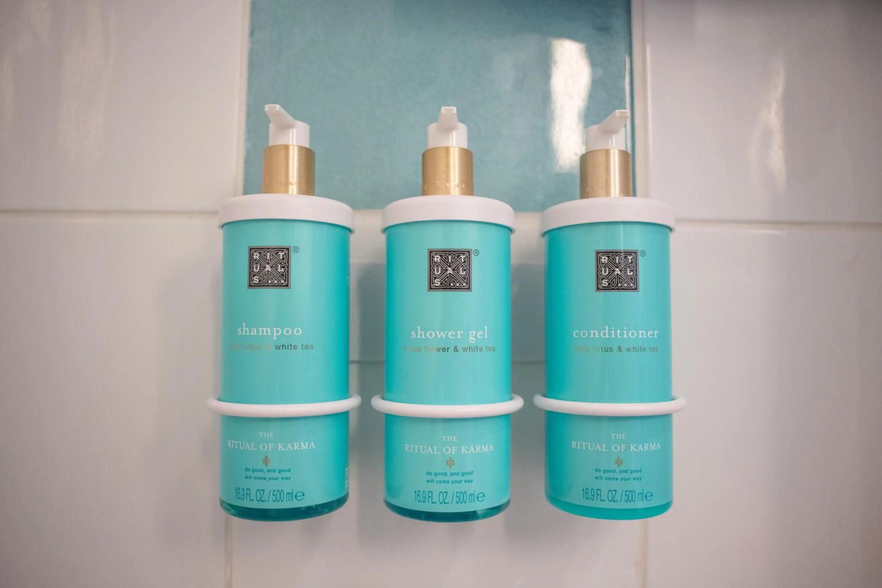 Property building in Hotel Novotel Domaine de Maffliers - Paris Val-d'Oise