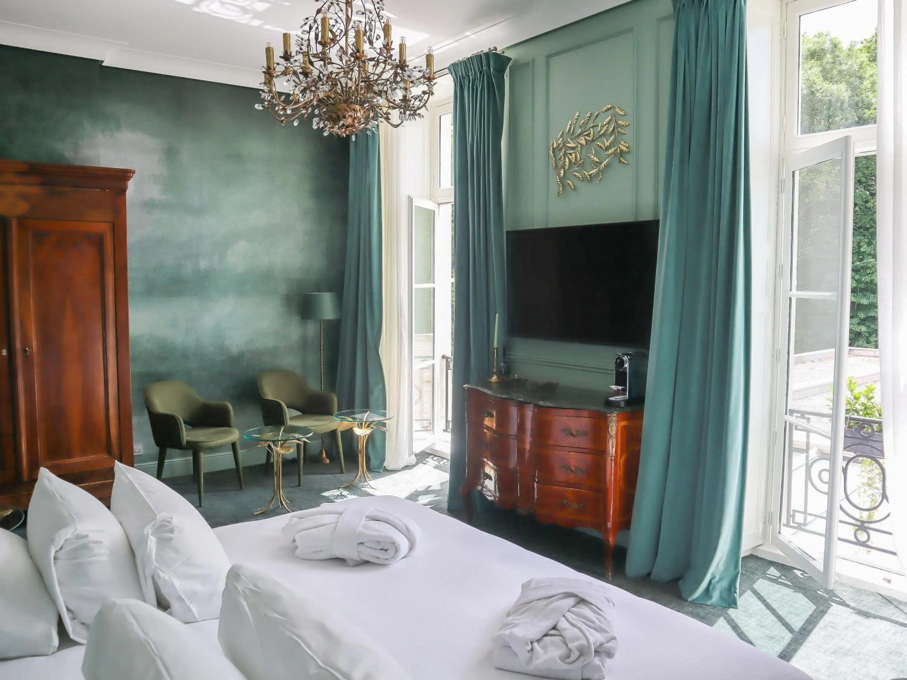 Bedroom, Bed in Hotel Novotel Domaine de Maffliers - Paris Val-d'Oise