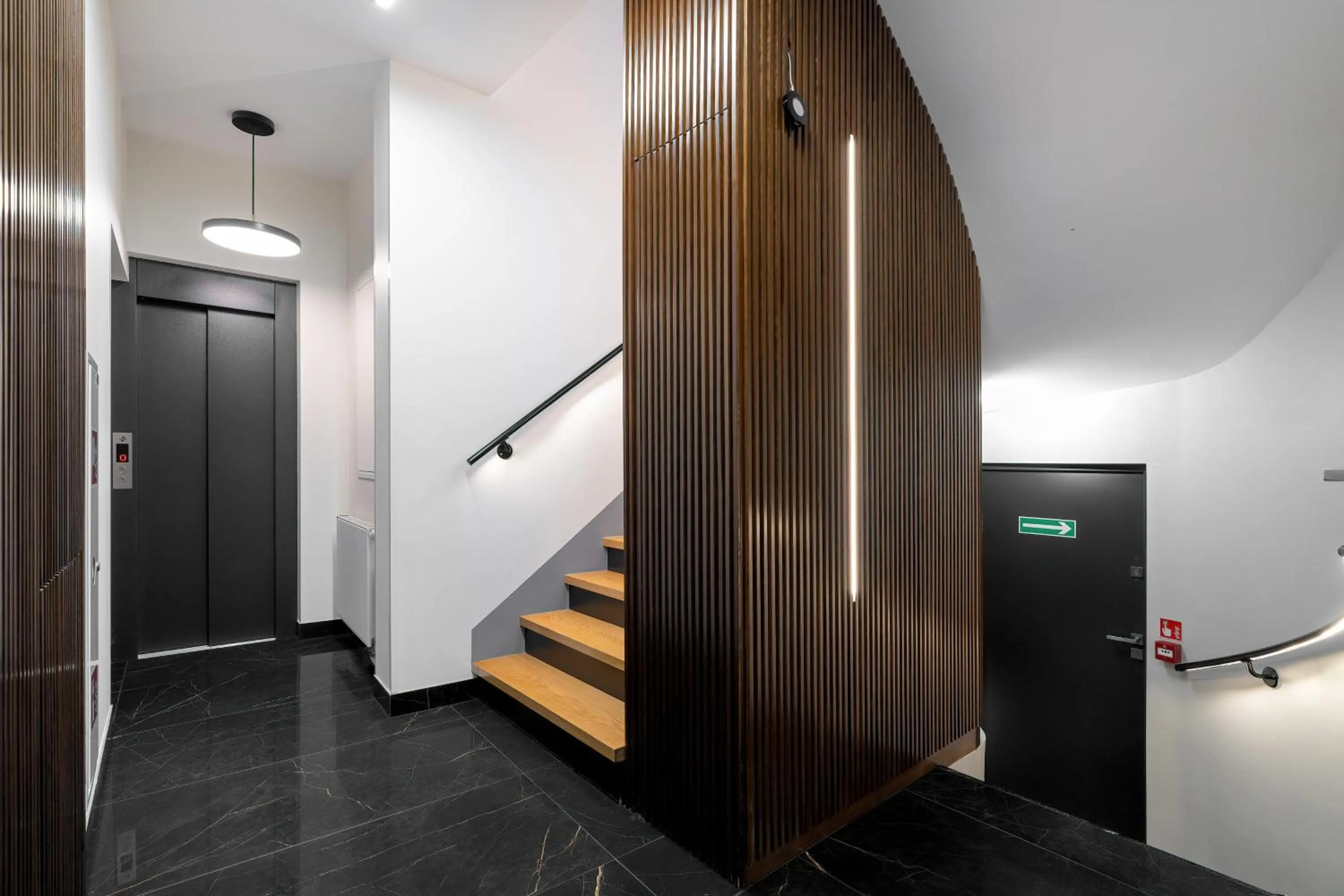 elevator in Apartamenty Schoeps Residence by Noclegi Renters