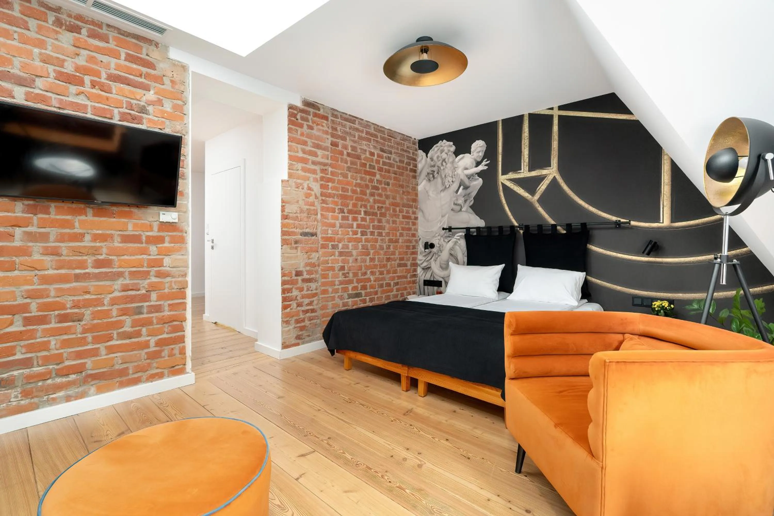 TV and multimedia in Apartamenty Schoeps Residence by Noclegi Renters