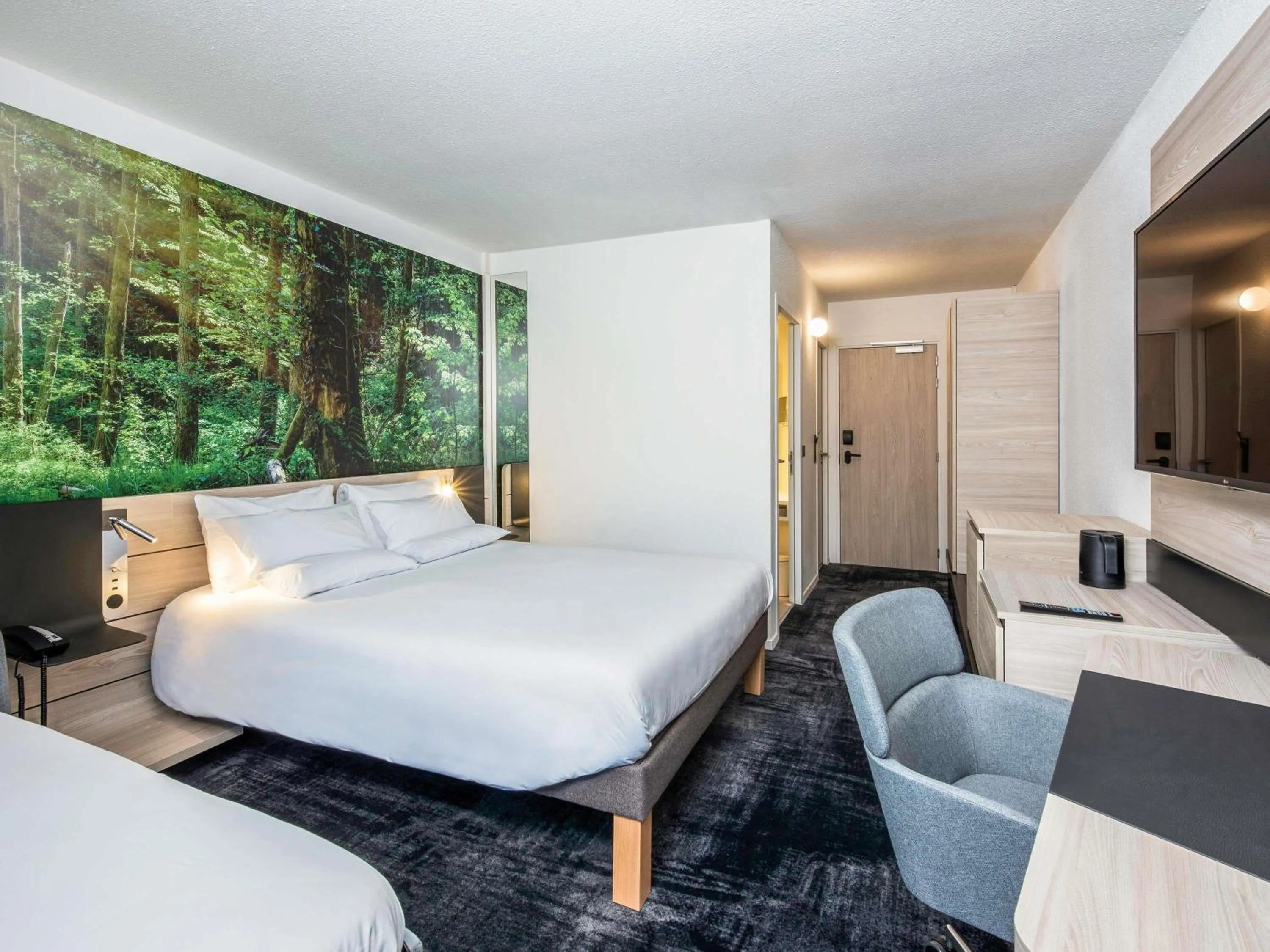 Bedroom, Bed in Novotel Rennes Alma