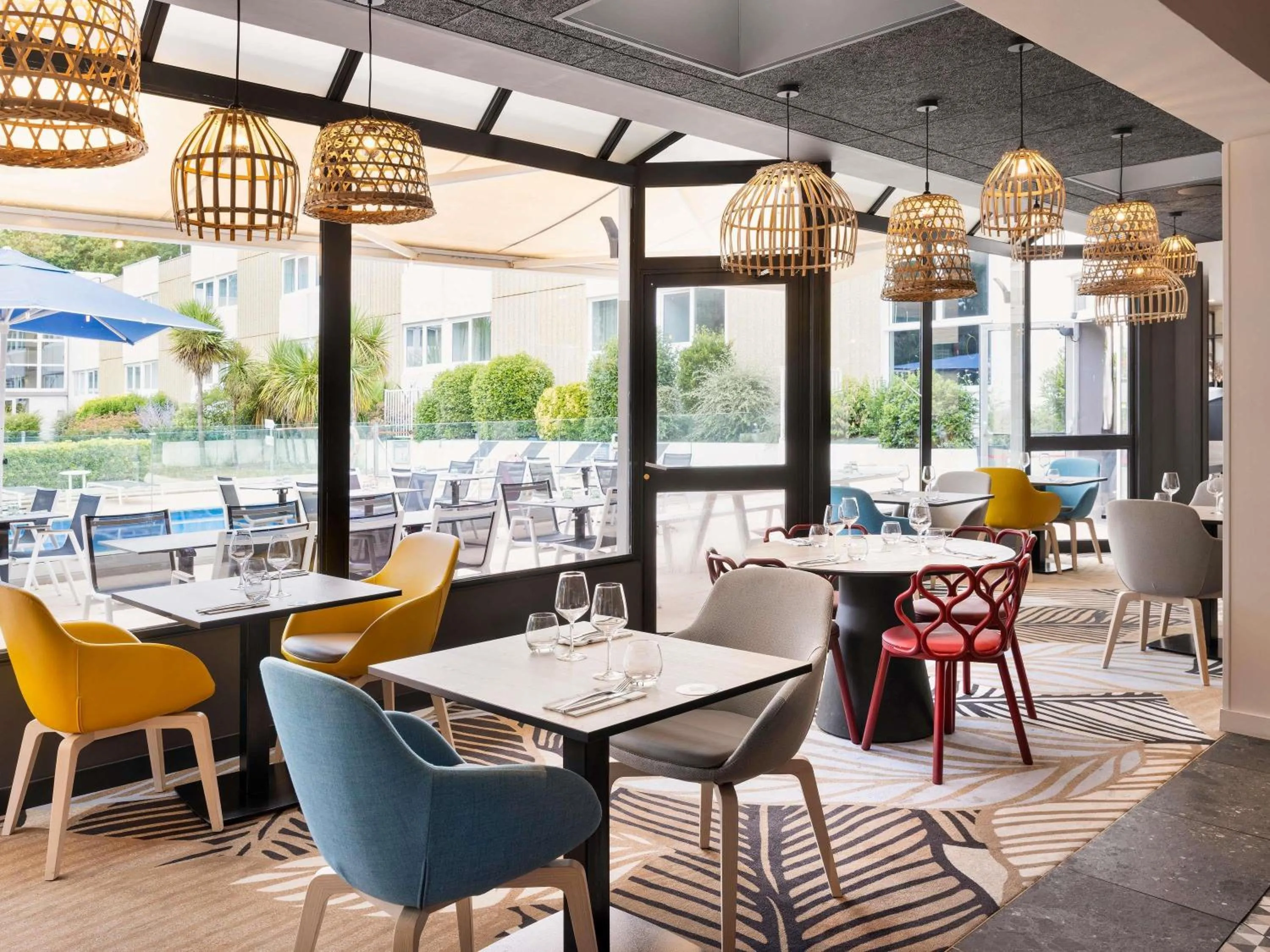 Restaurant/places to eat in Novotel Rennes Alma