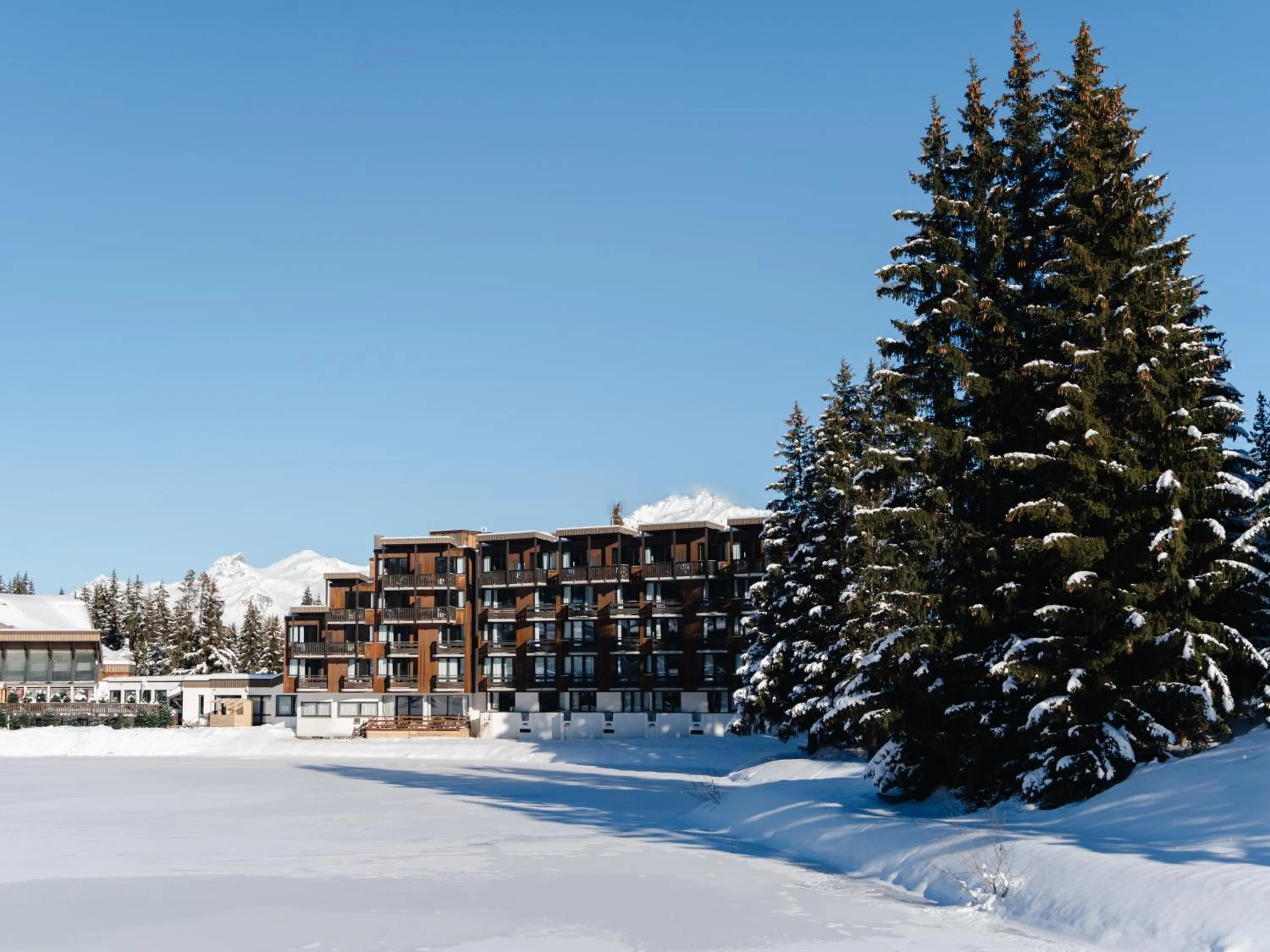 Property building in Lake Hotel Courchevel 1850