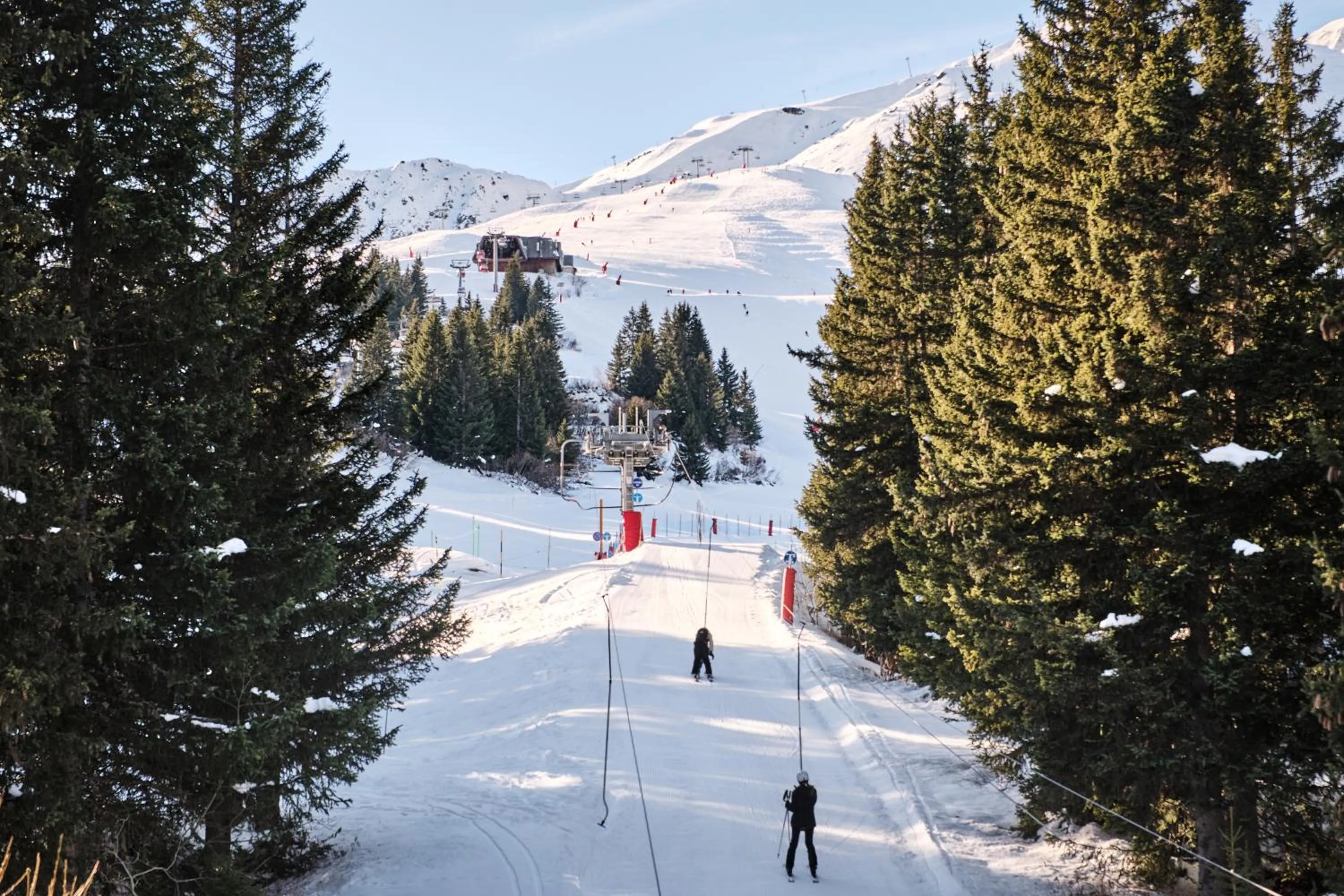 Skiing in Lake Hotel Courchevel 1850