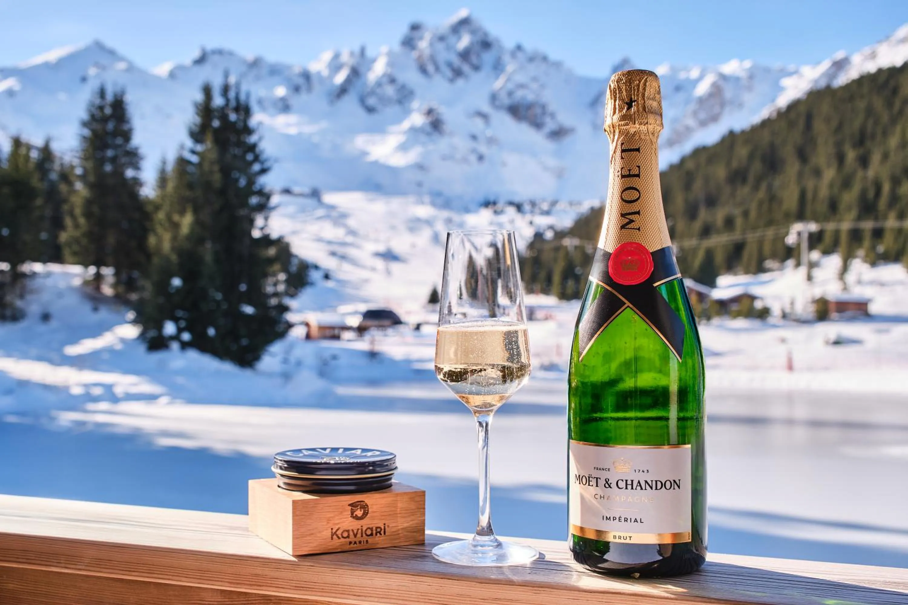 Patio in Lake Hotel Courchevel 1850