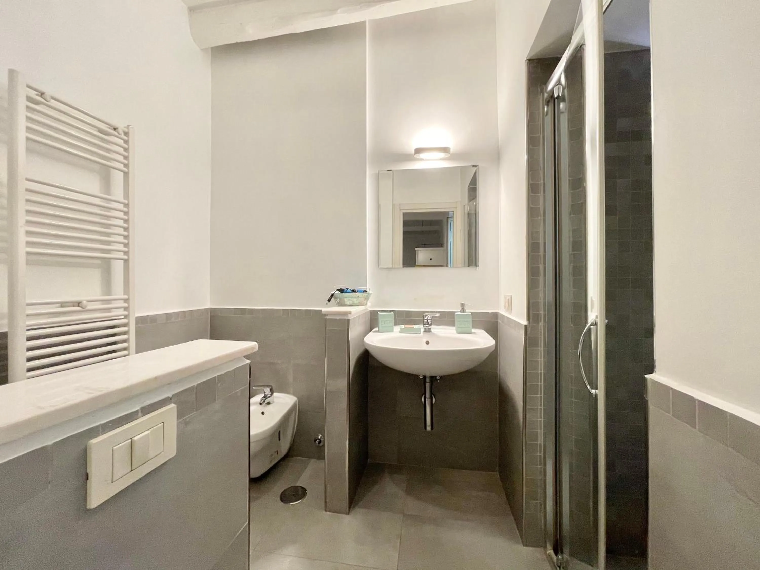 Bathroom in B&B Santi Quattro Al Colosseo