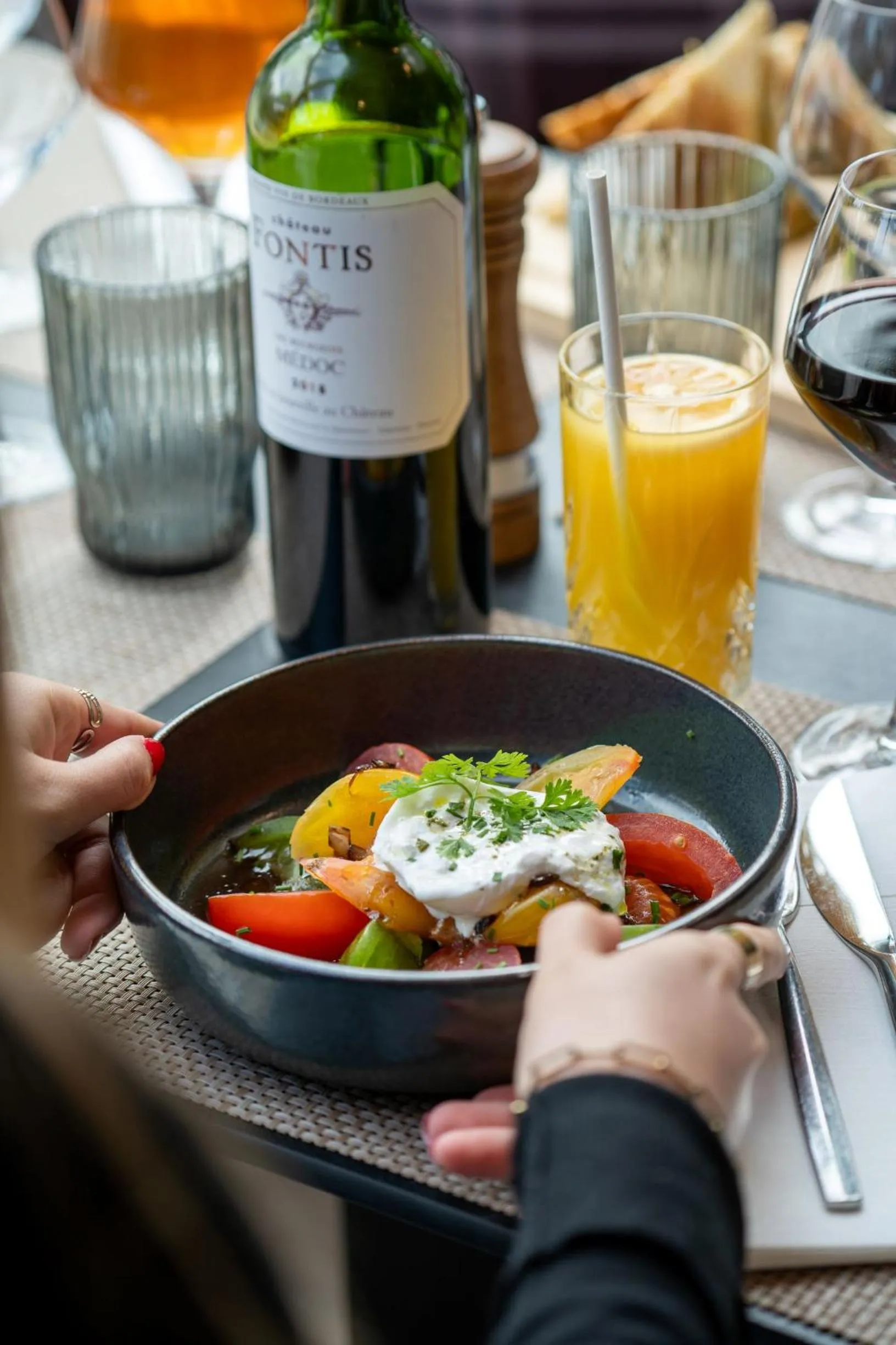 Restaurant/places to eat in Novotel Rouen Sud Zenith Parc Expo