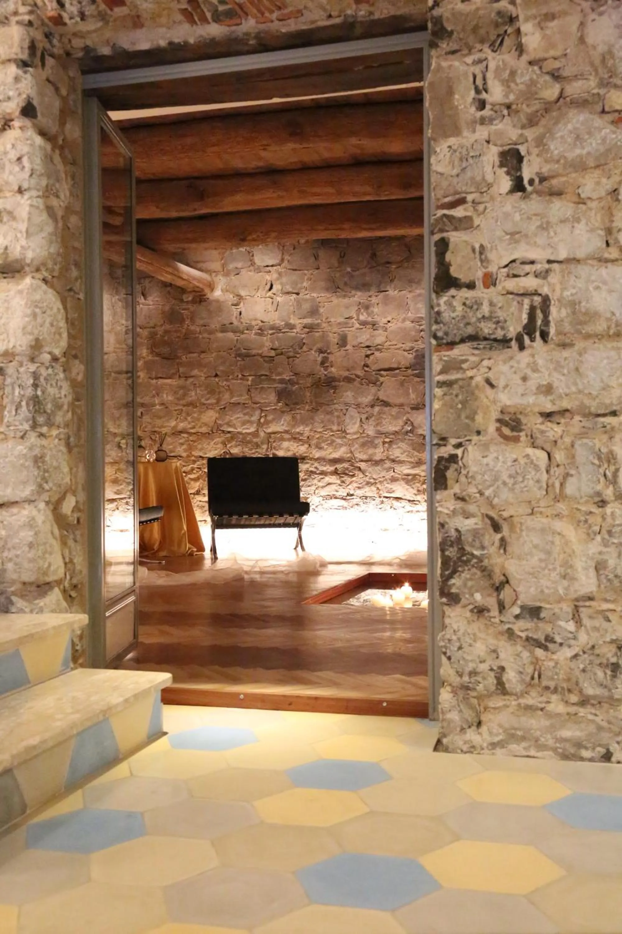 Decorative detail in Albergo Ristorante Cavaliere