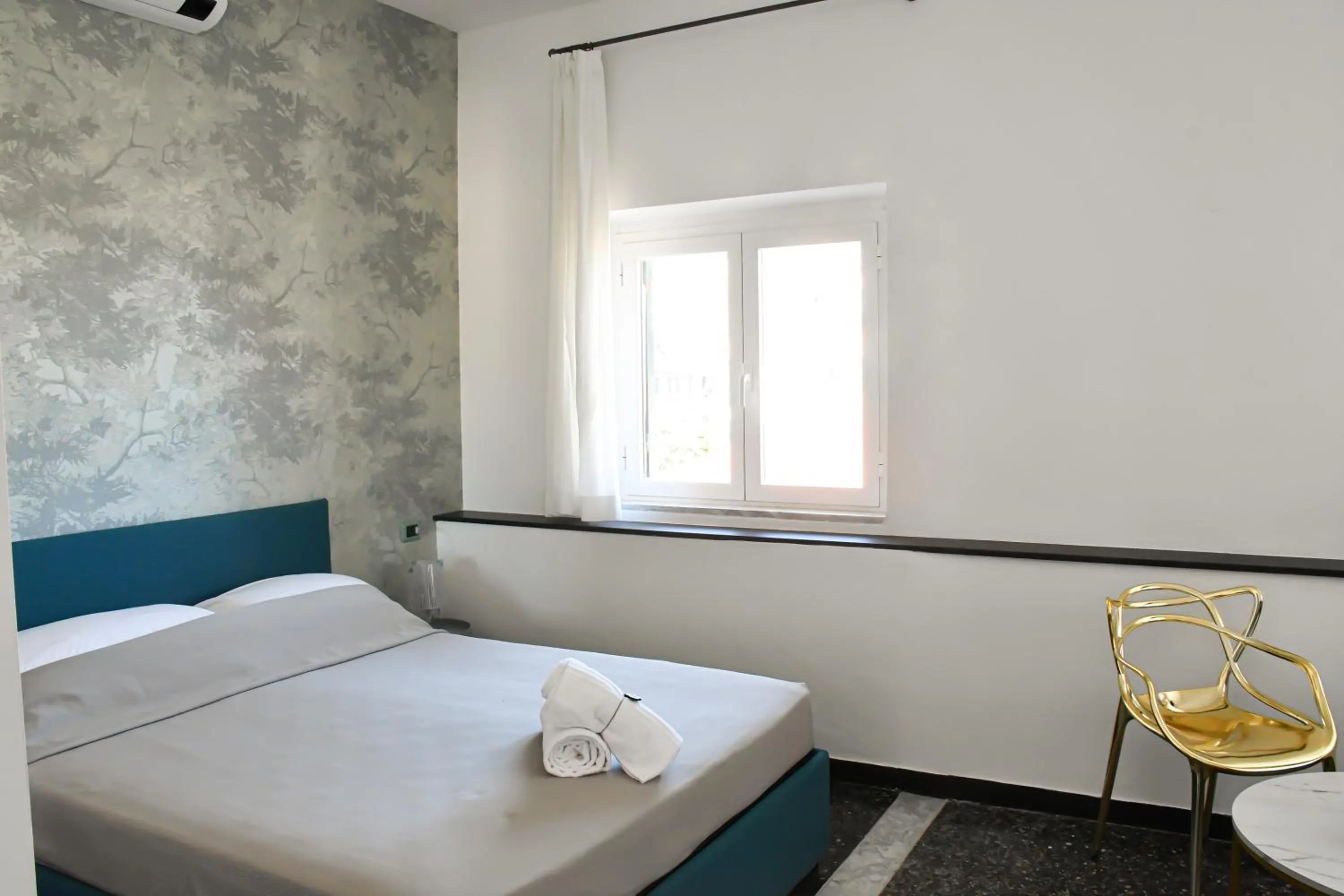 Photo of the whole room, Bed in Hotel Le Palme