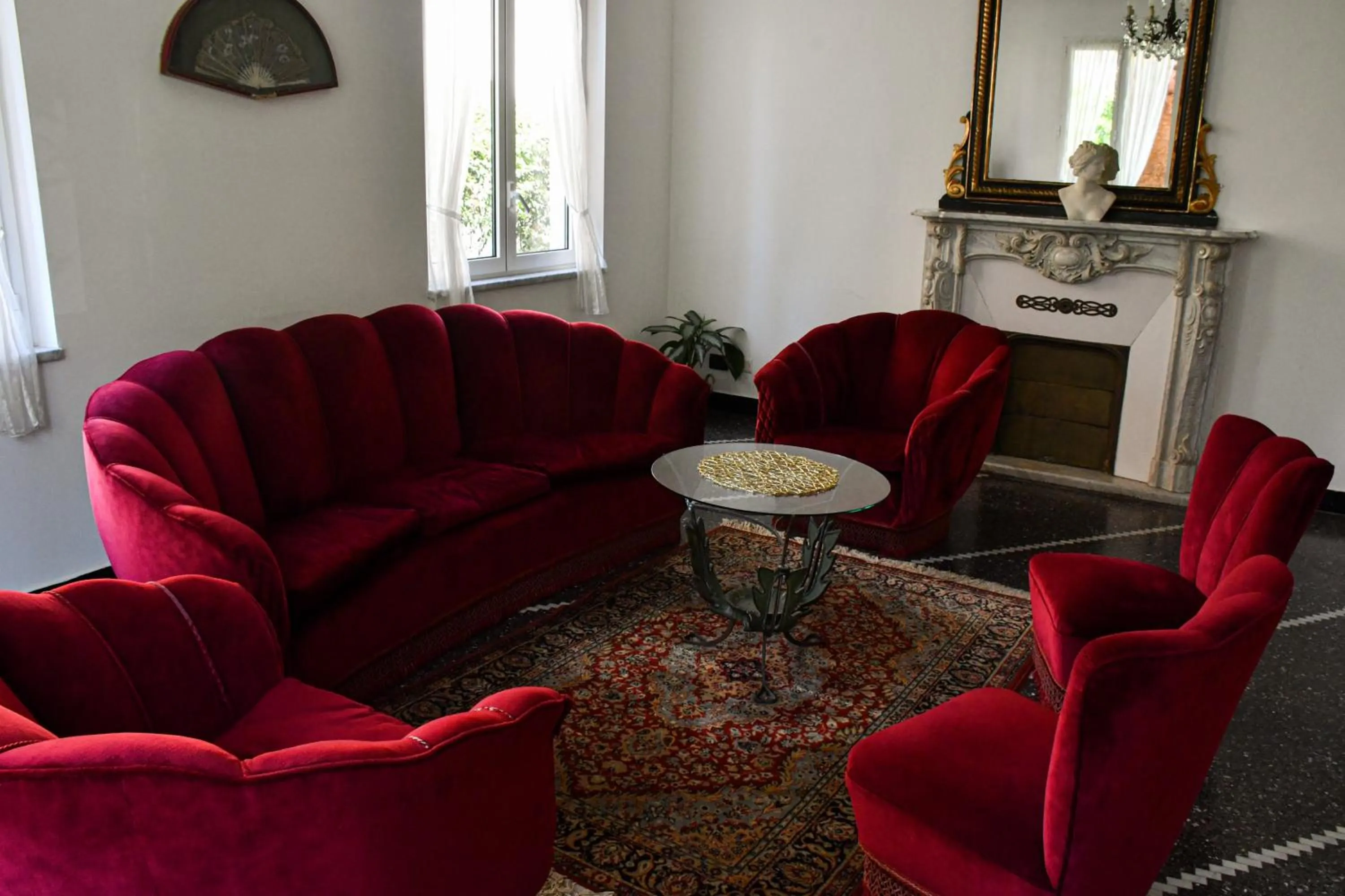 Seating area in Hotel Le Palme