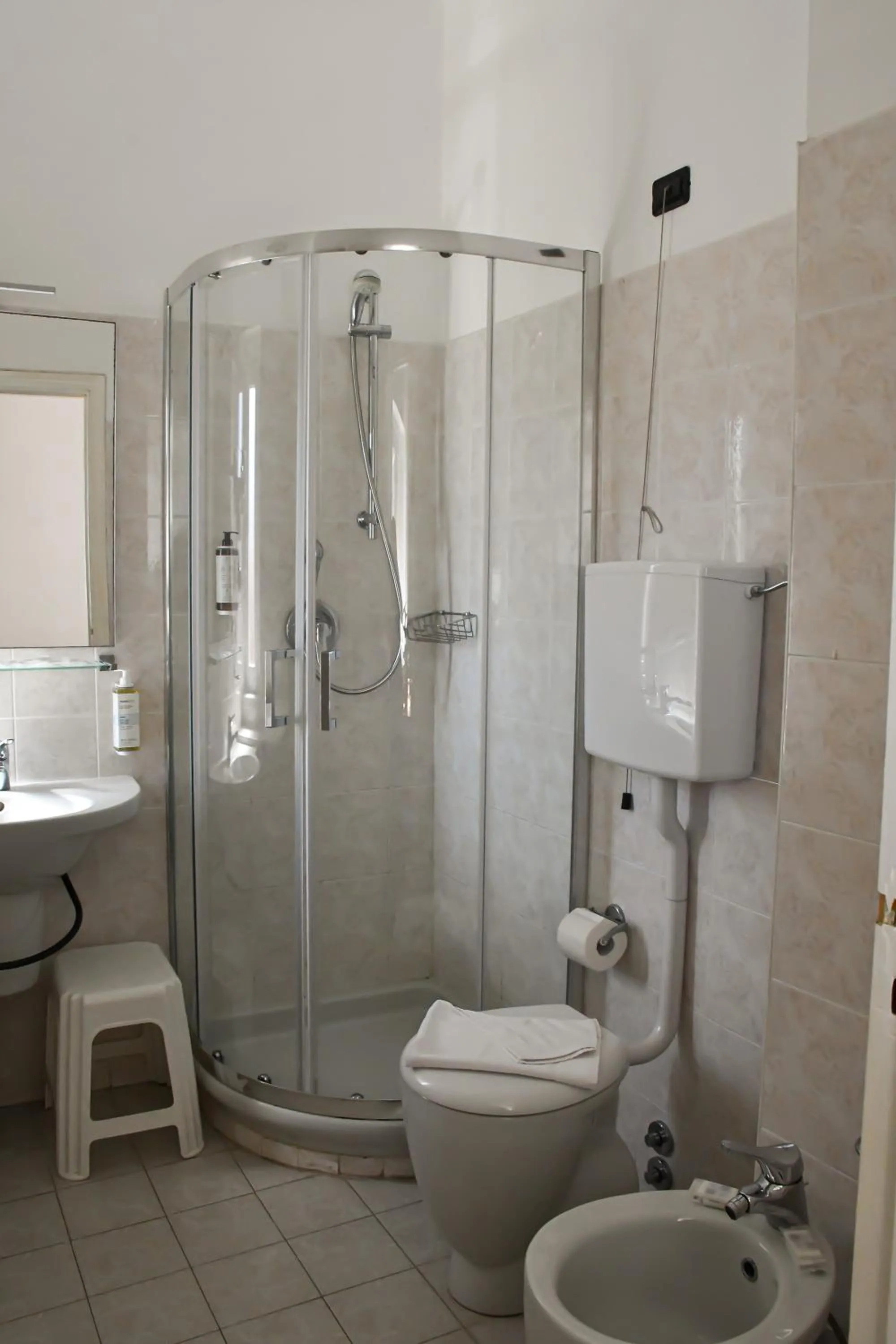 Shower in Hotel Le Palme