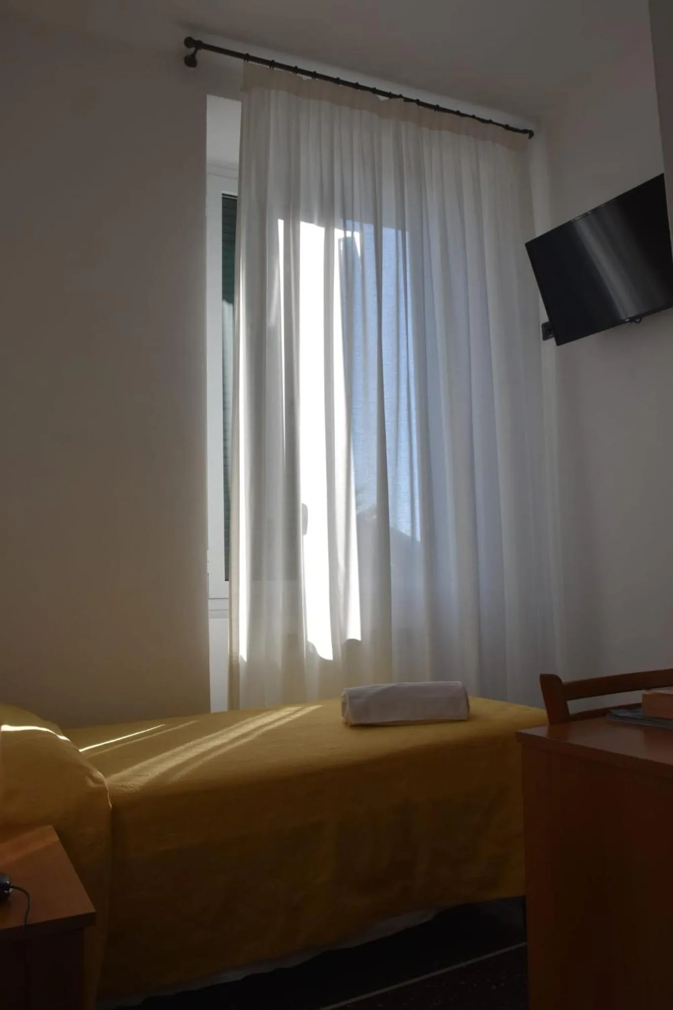 Photo of the whole room, Bed in Hotel Le Palme