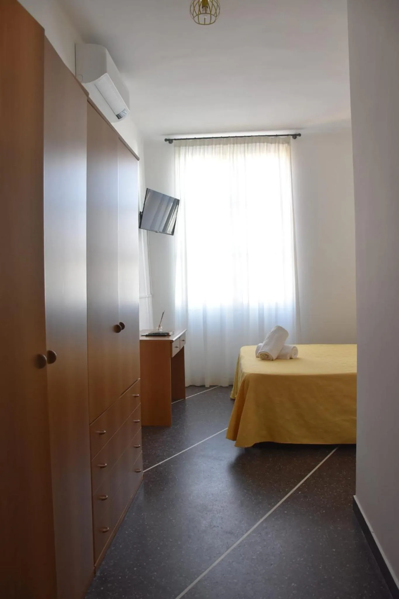 Photo of the whole room, Bed in Hotel Le Palme