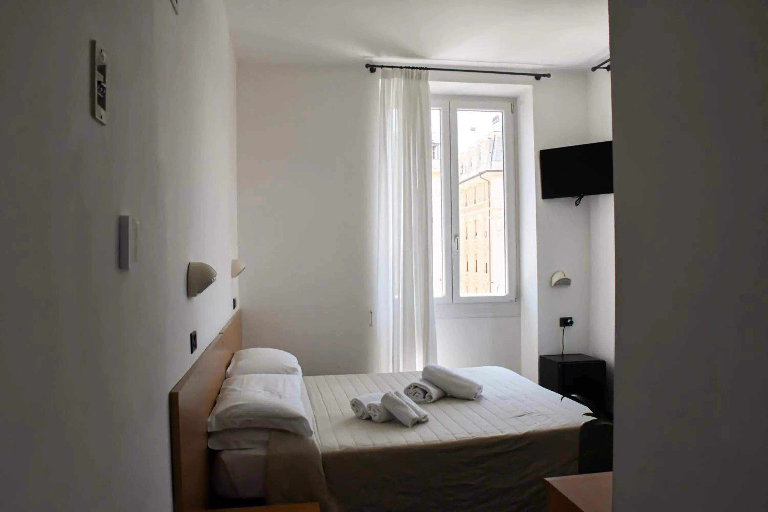 Photo of the whole room, Bed in Hotel Le Palme