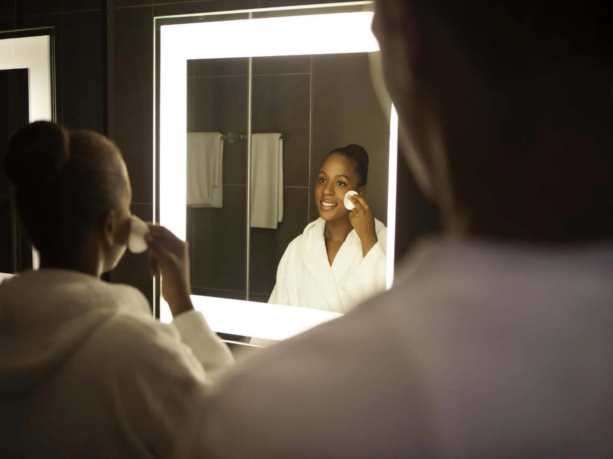 Bedroom in Novotel Château de Versailles