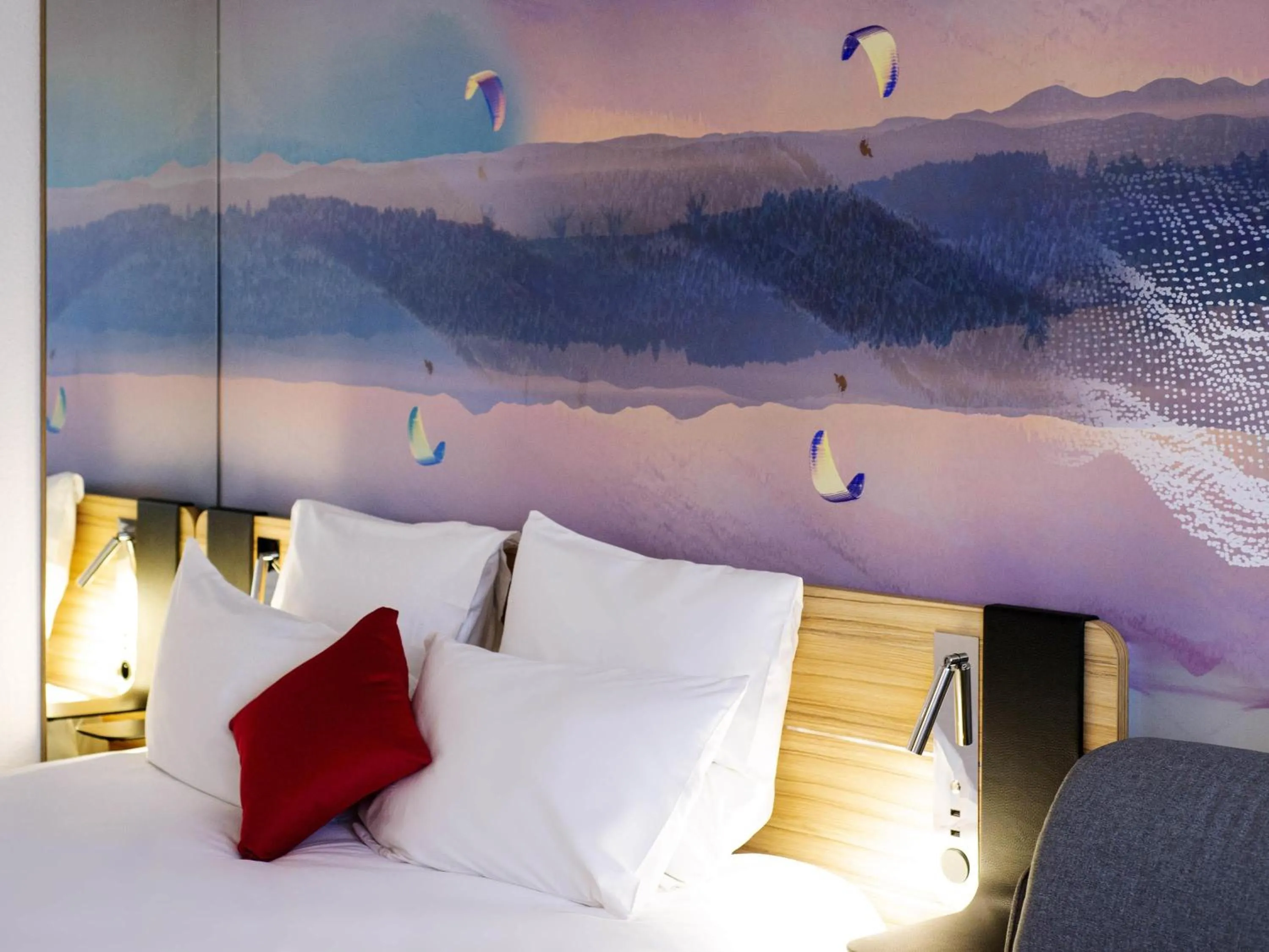 Bedroom, Bed in Novotel Clermont-Ferrand