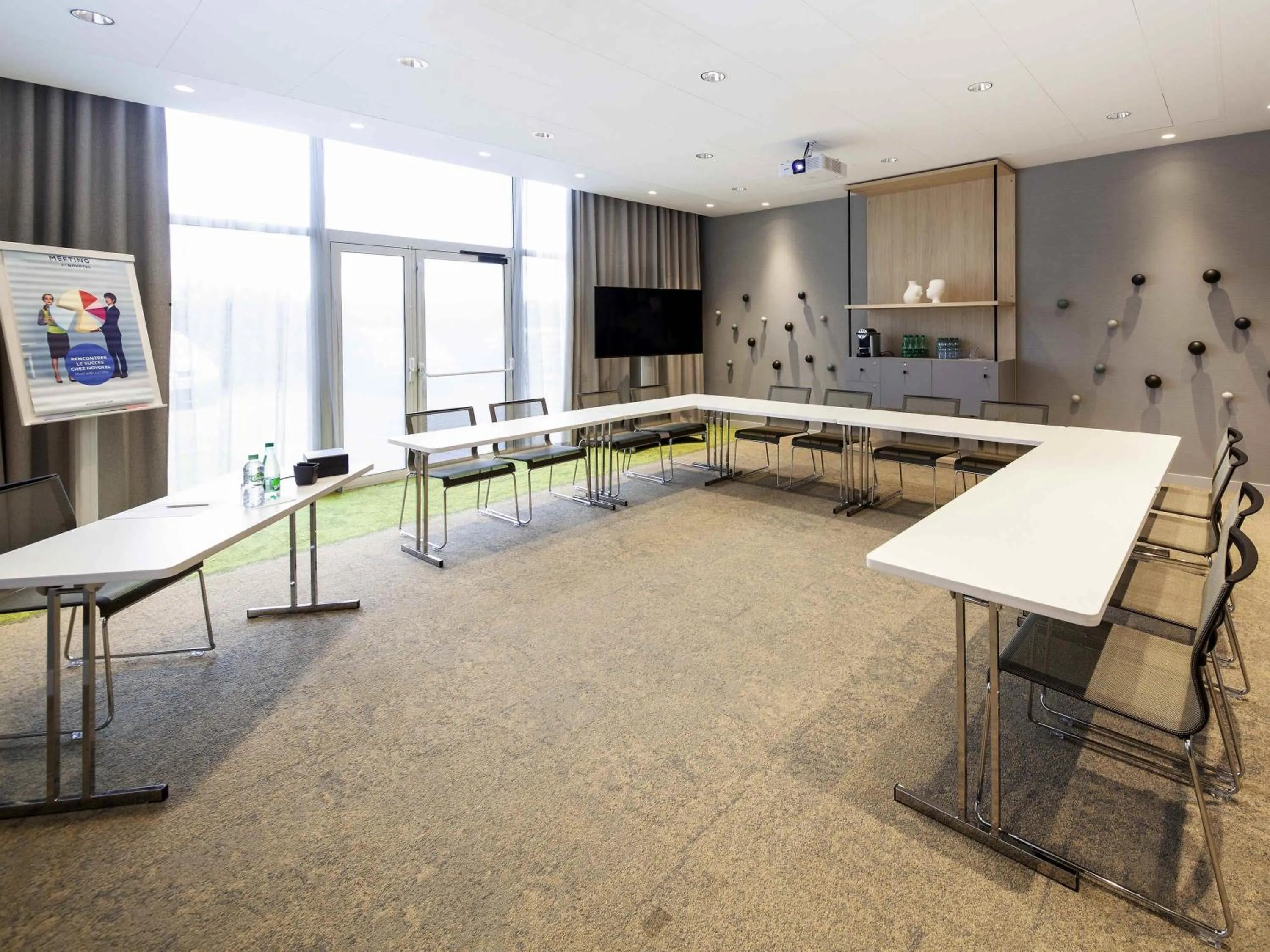 Meeting/conference room in Novotel Clermont-Ferrand