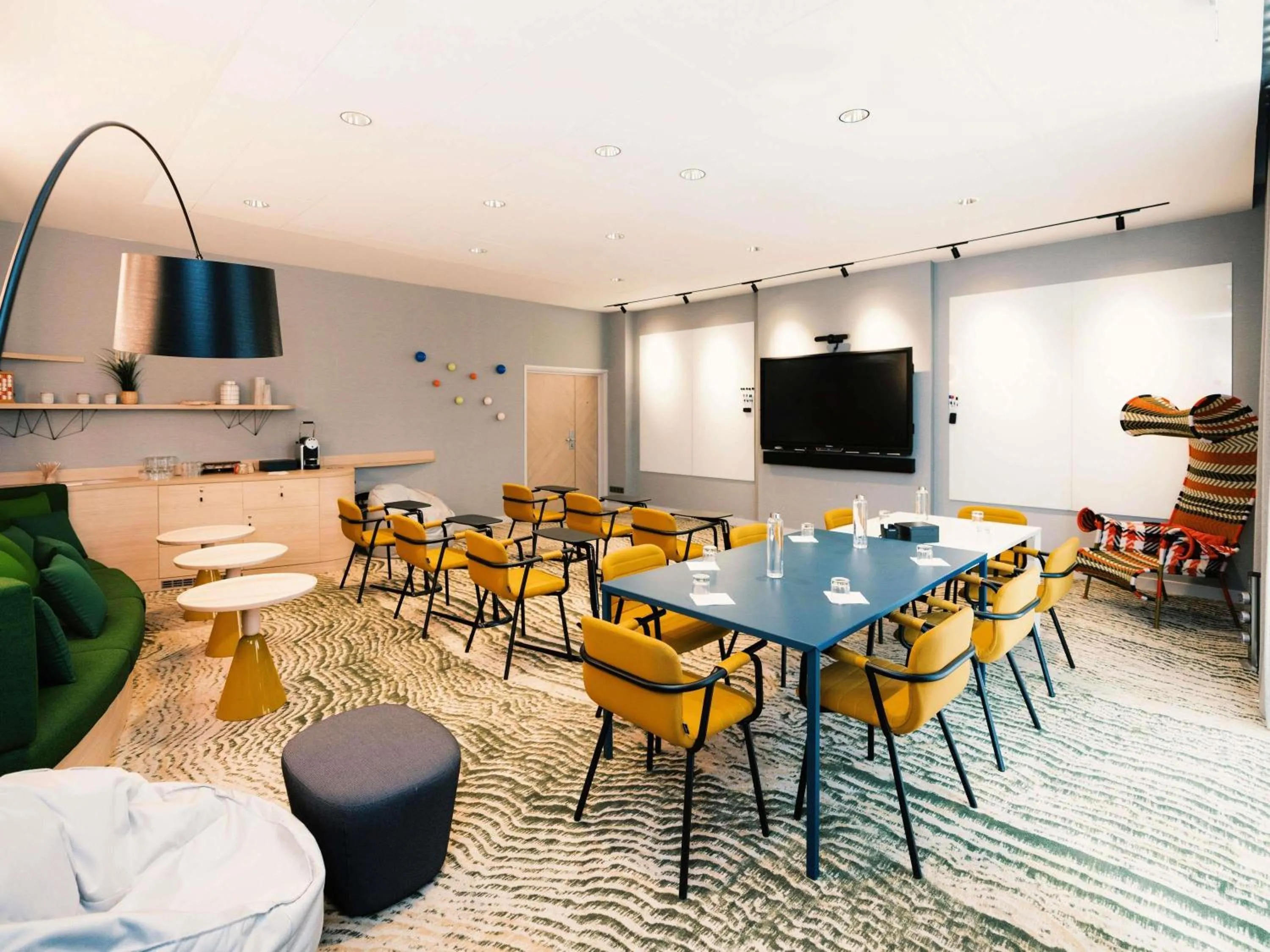 Property building in Novotel Clermont-Ferrand