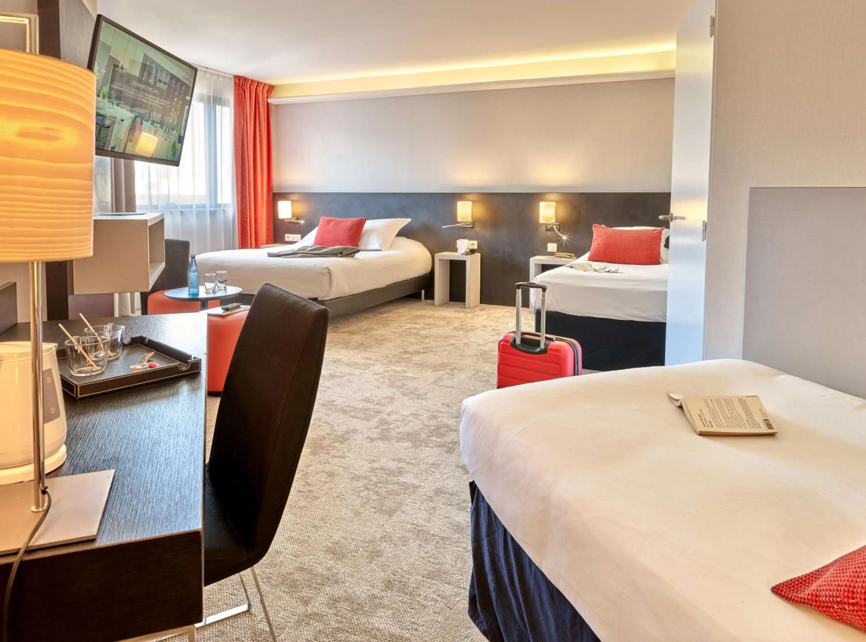 Bedroom, Bed in Best Western Plus Metz Technopole