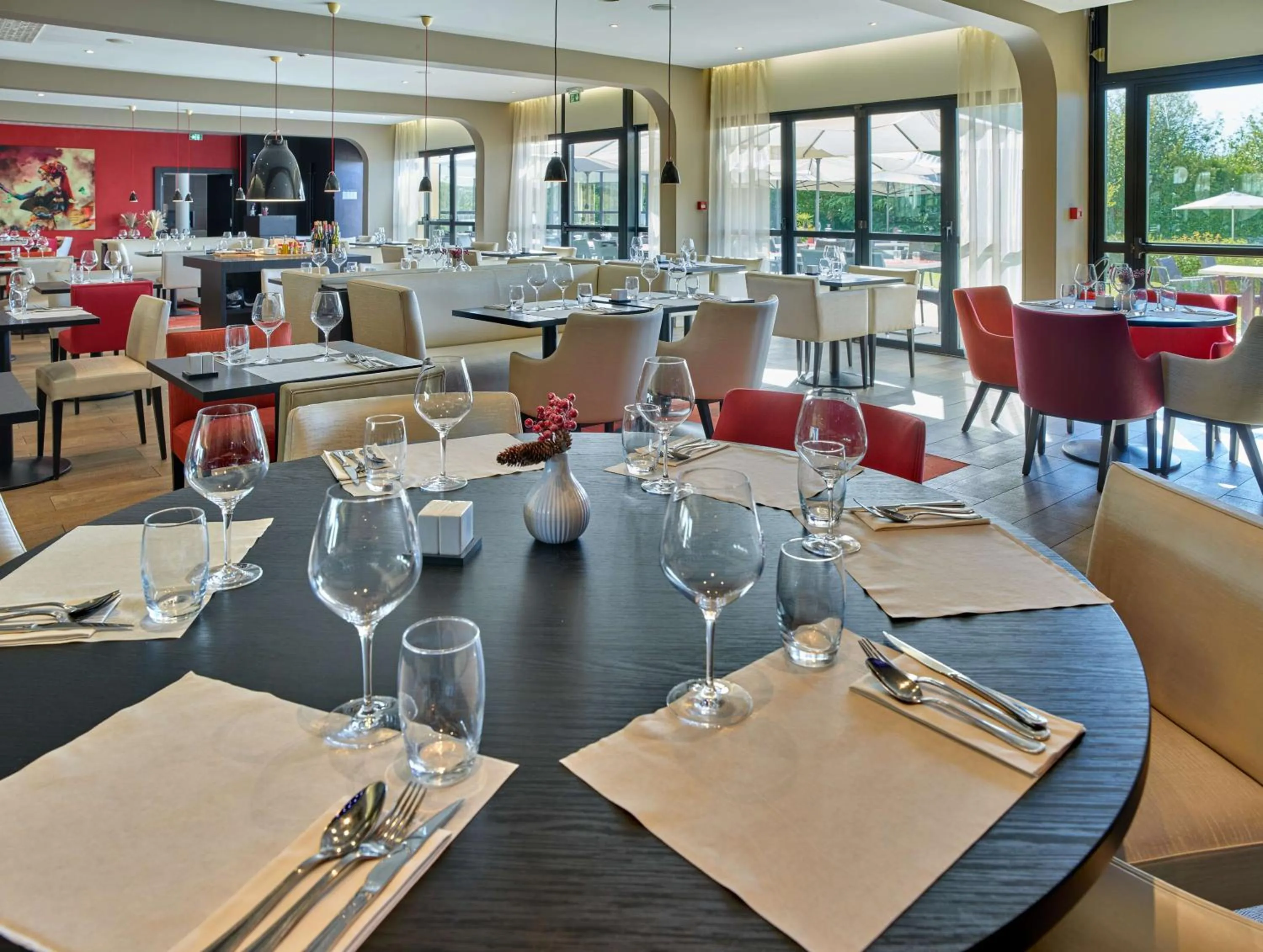 Restaurant/places to eat in Best Western Plus Metz Technopole
