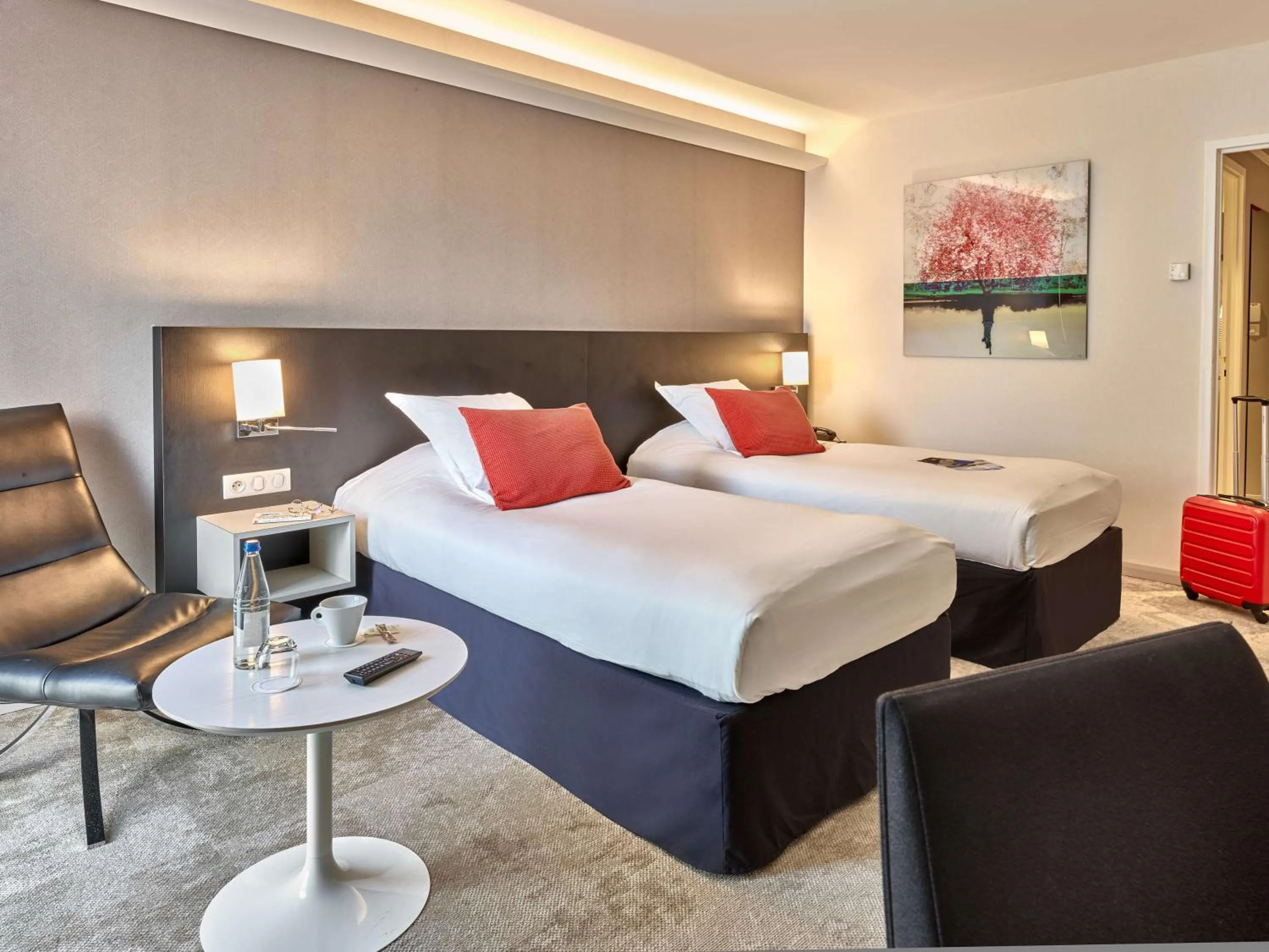 Bedroom, Bed in Best Western Plus Metz Technopole