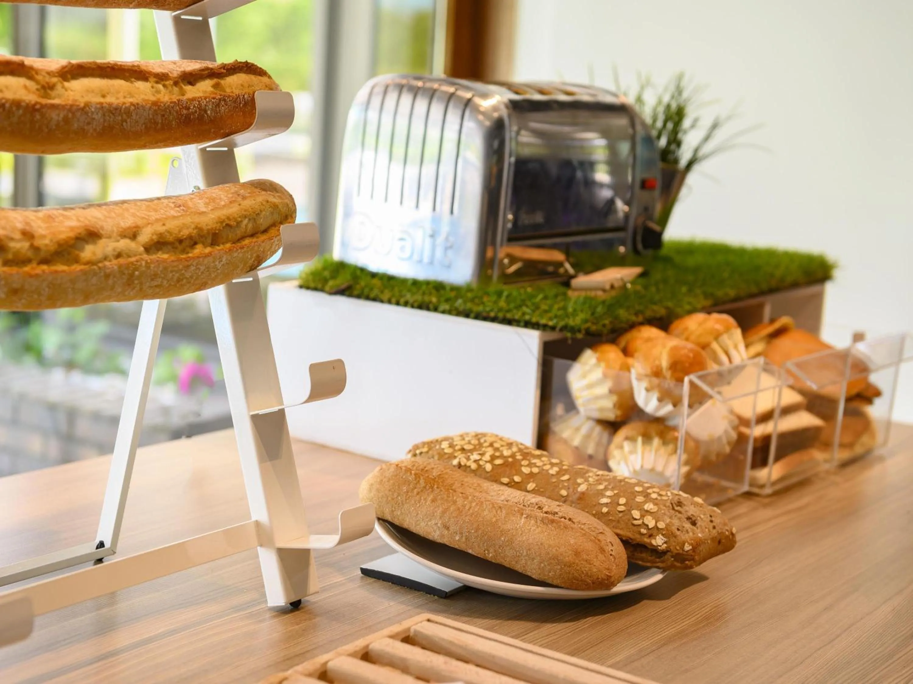 Breakfast in Novotel Paris Créteil Le Lac