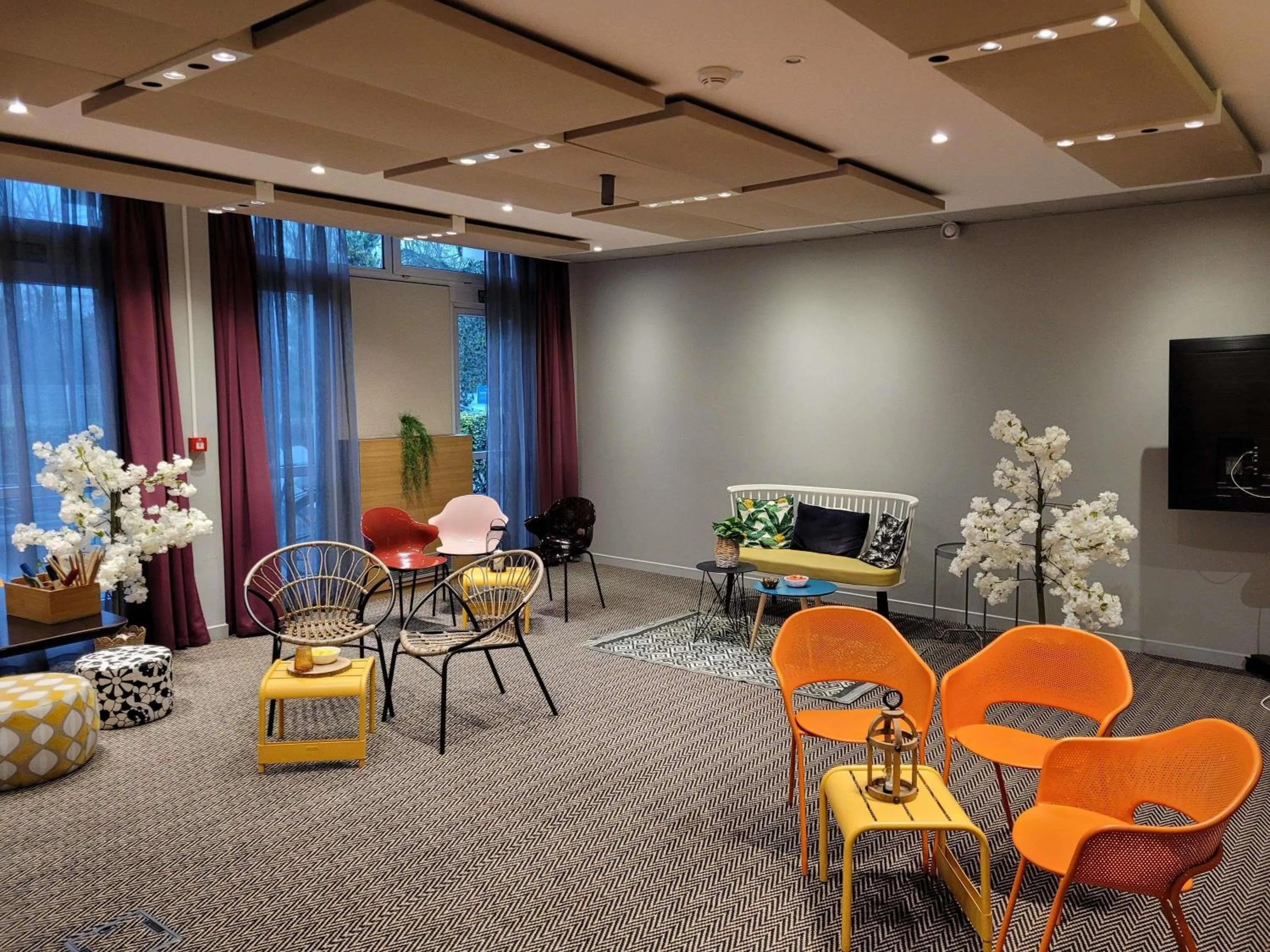 Meeting/conference room in Hotel Novotel Evry Courcouronnes