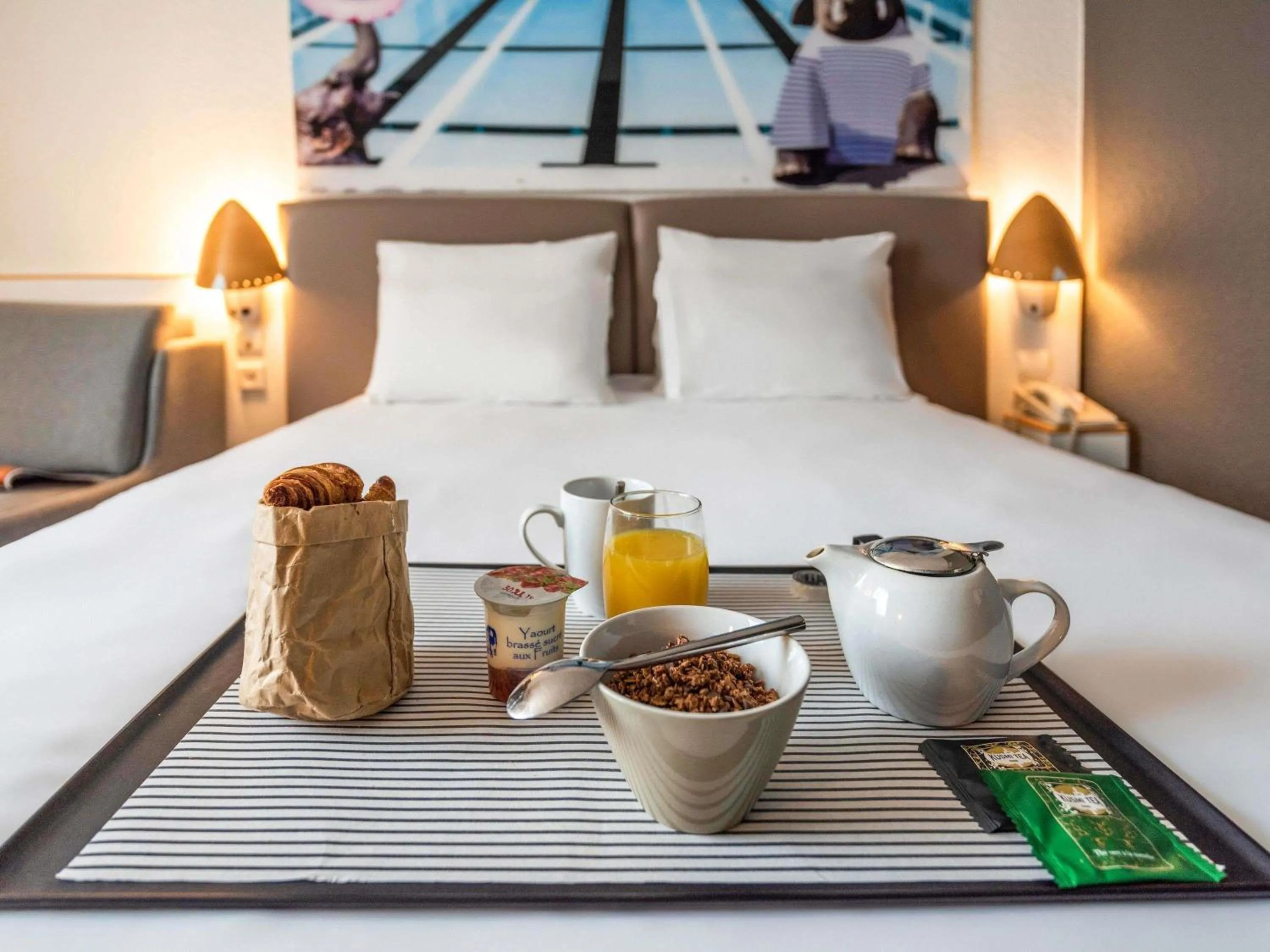 Other, Bed in Hotel Novotel Evry Courcouronnes