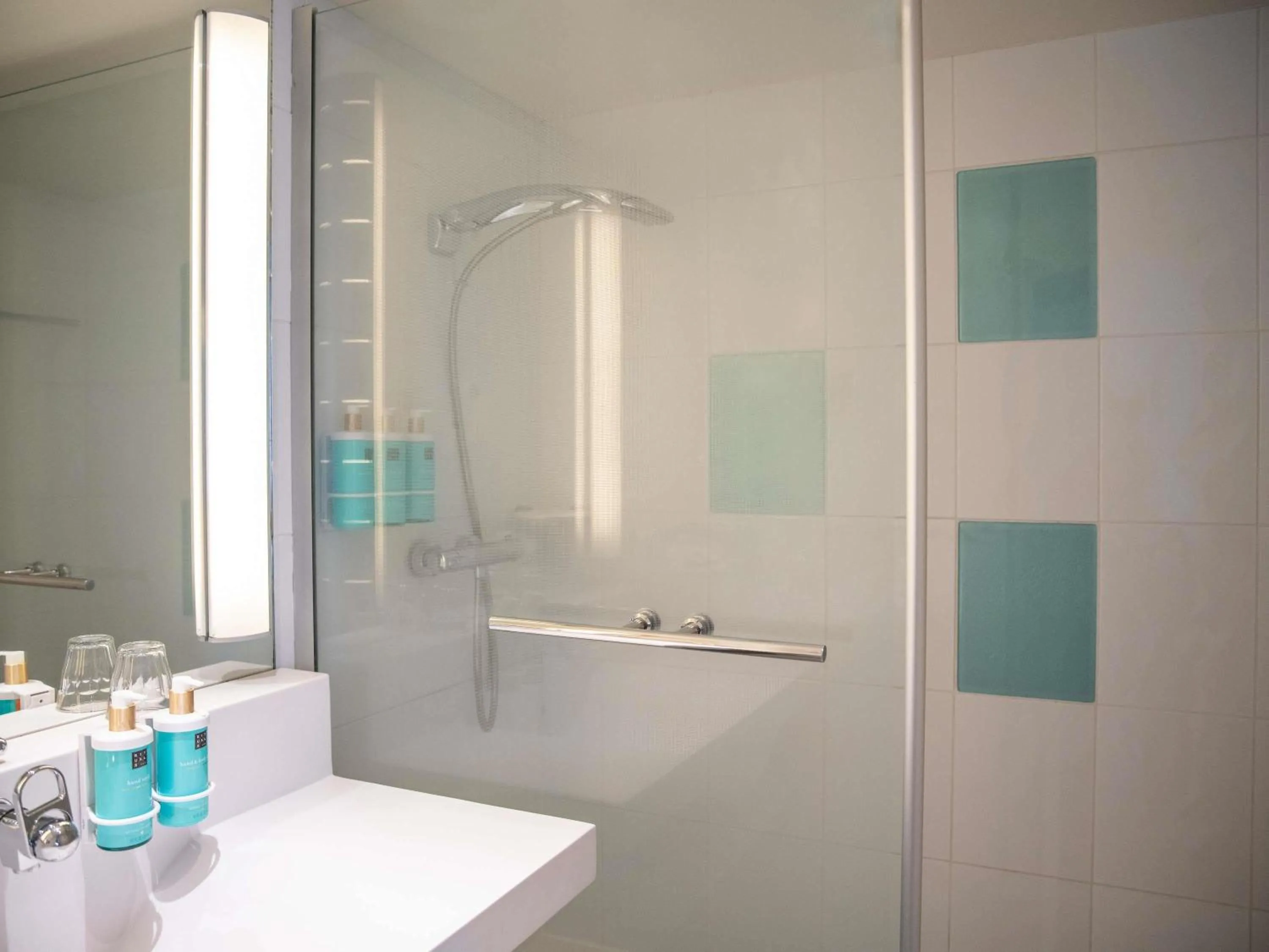 Bedroom in Hotel Novotel Evry Courcouronnes