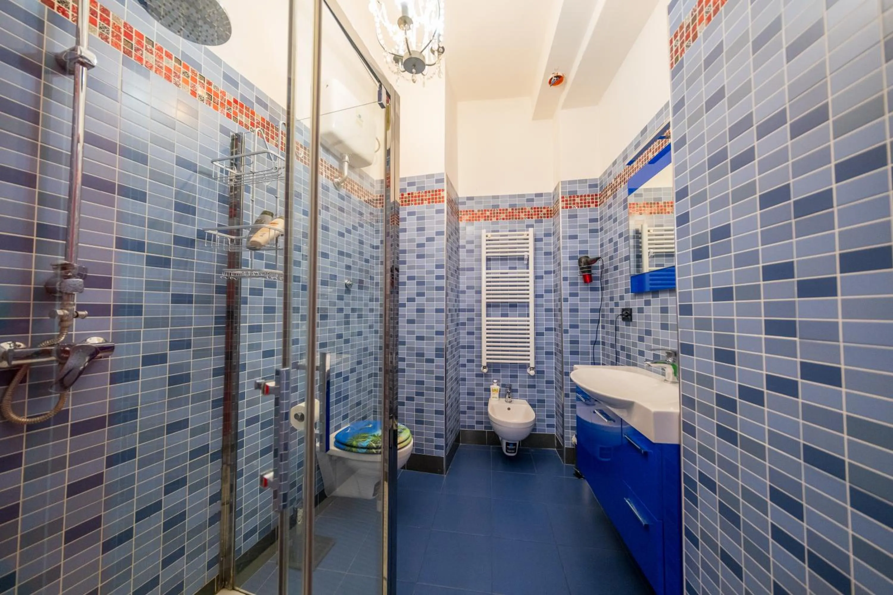 Bathroom in BBC Christian Bed & Breakfast