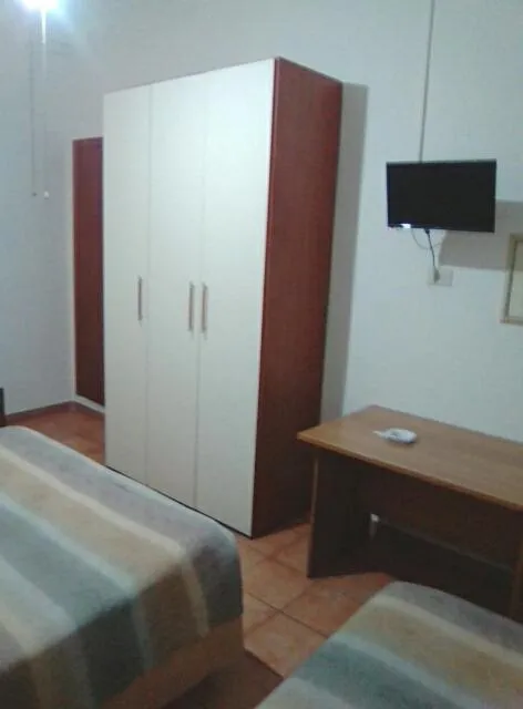 Photo of the whole room in Albergo Cavour SELF CHECK-IN