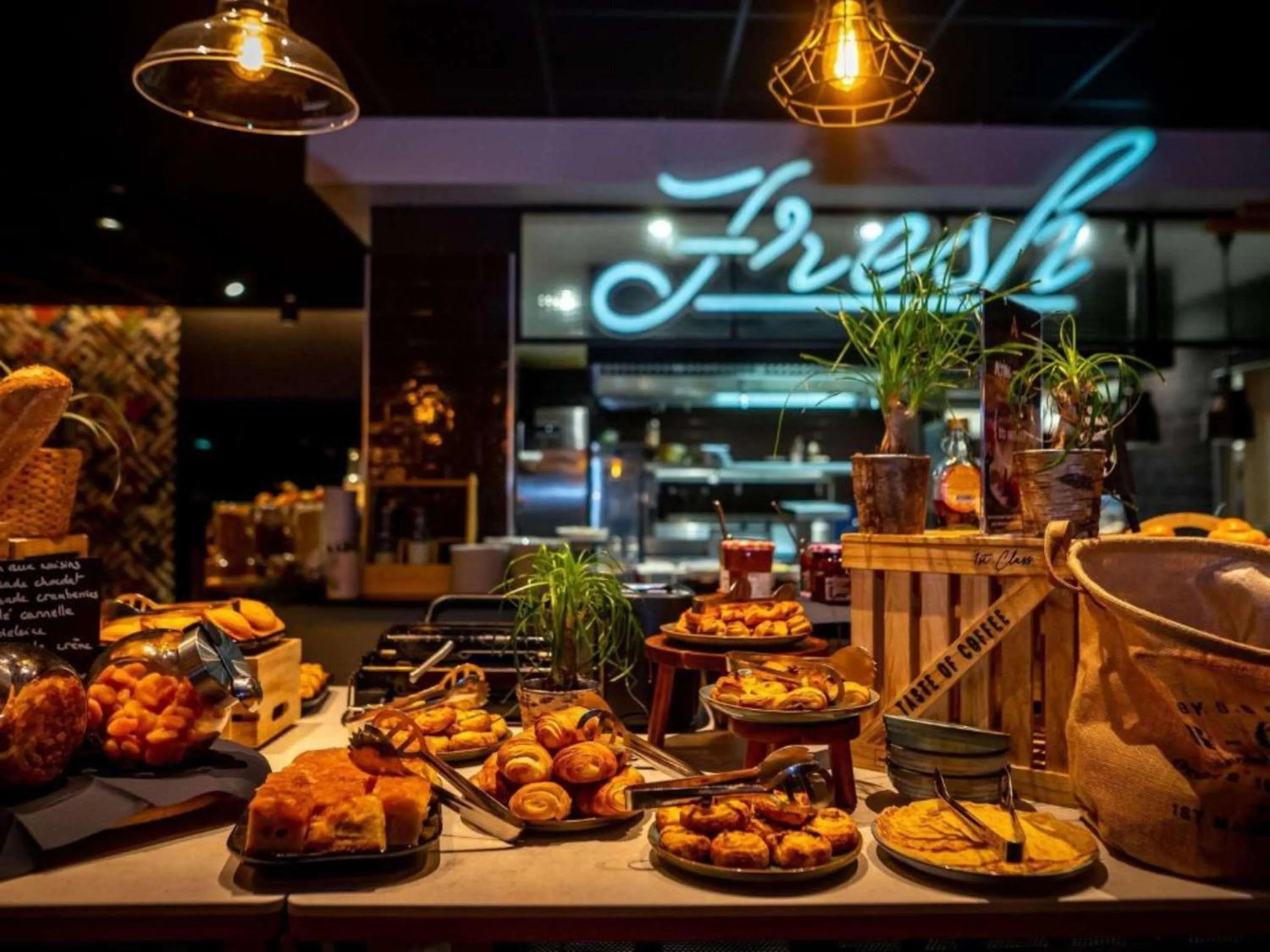 Breakfast in Novotel Valence Sud