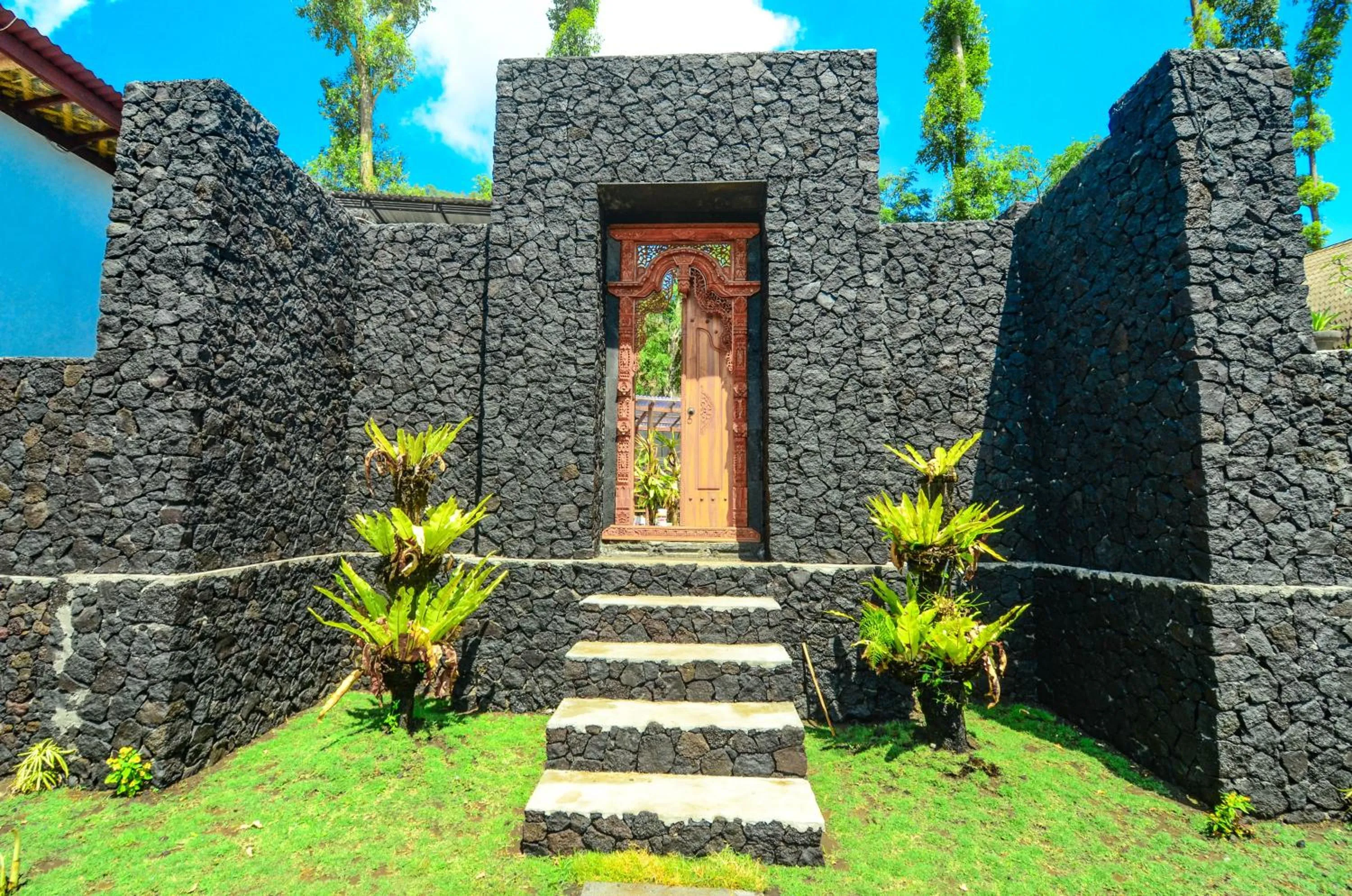 Garden view in Batur Panorama