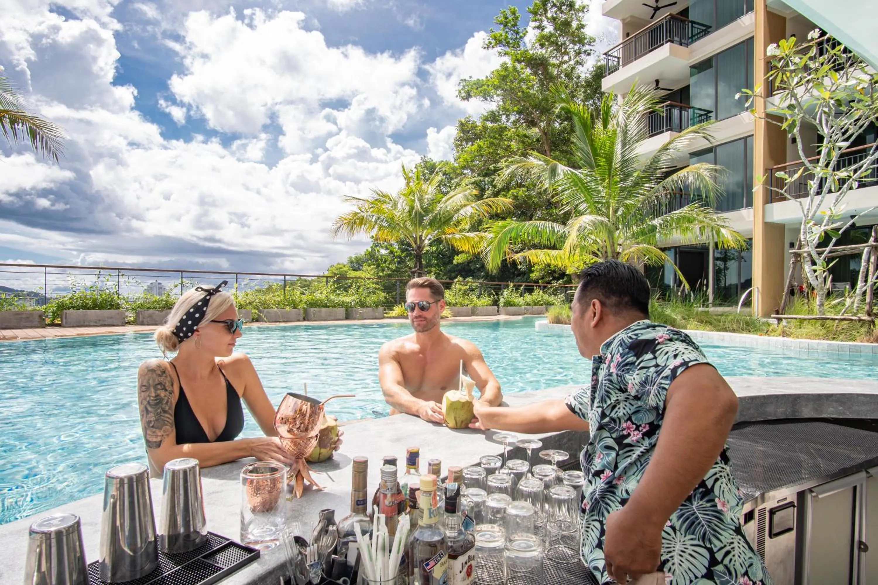 Lounge or bar in SKYVIEW Resort Phuket Patong Beach