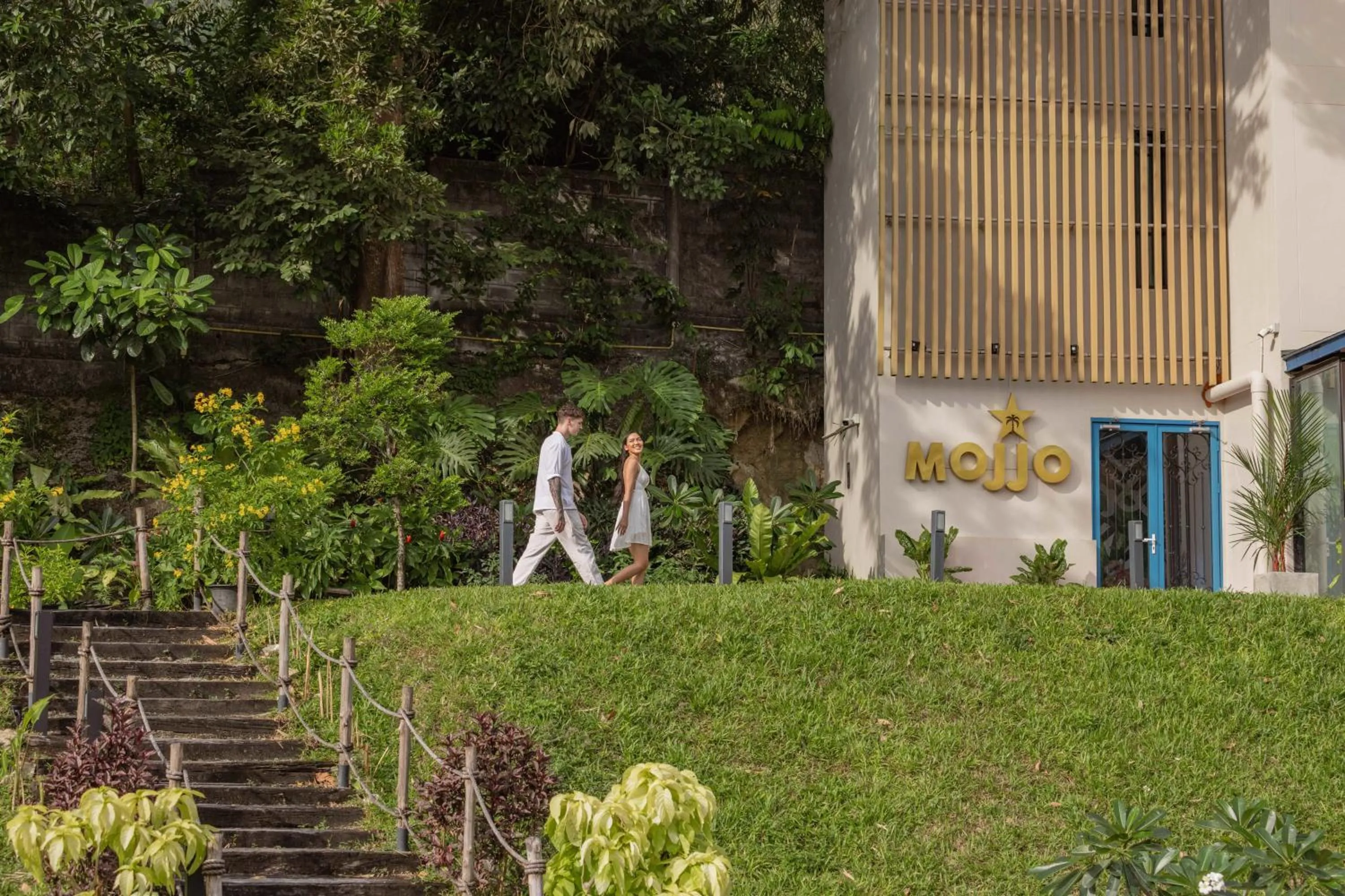 Garden in SKYVIEW Resort Phuket Patong Beach