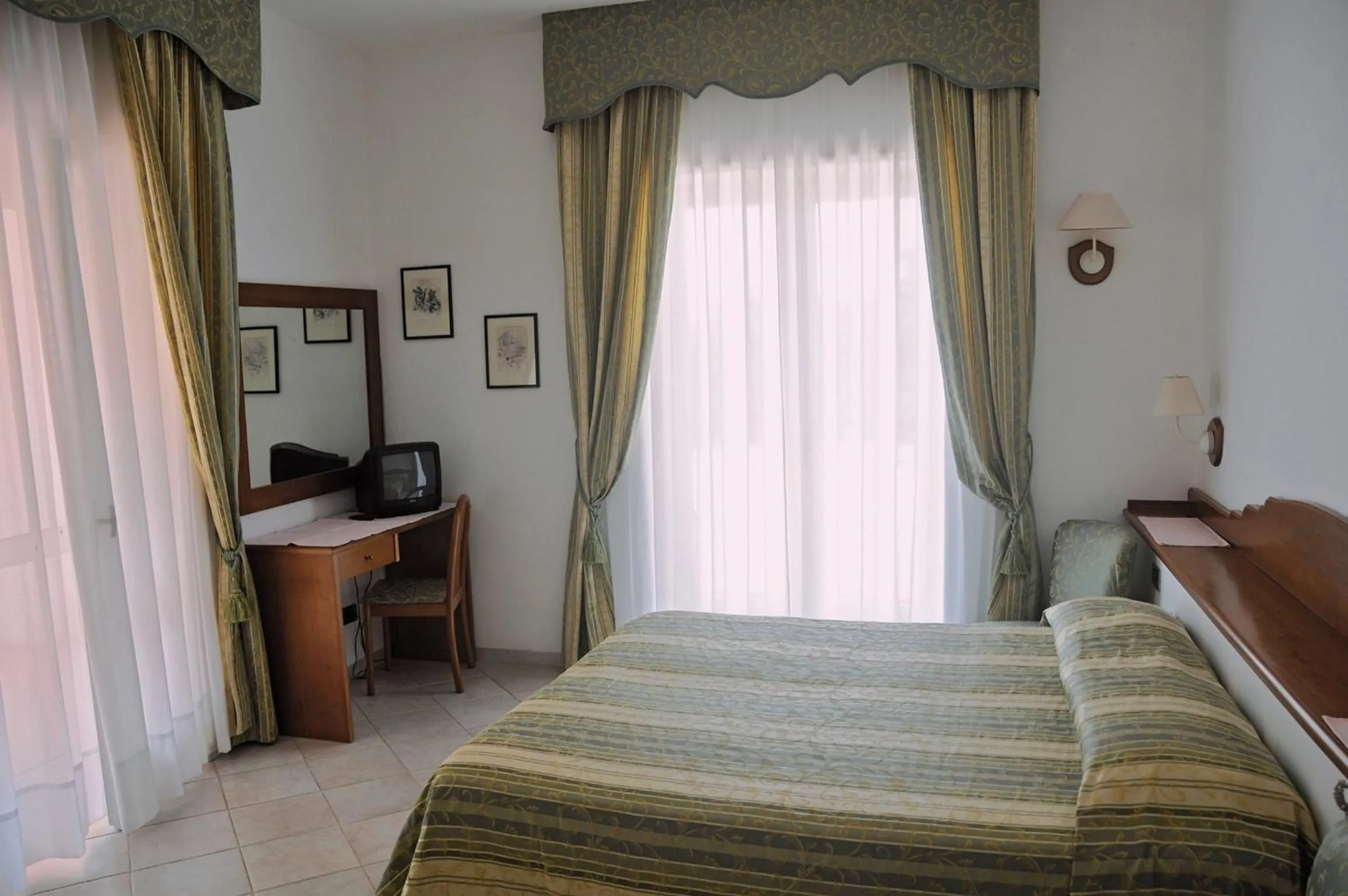 Photo of the whole room, Bed in Hotel Biancamaria