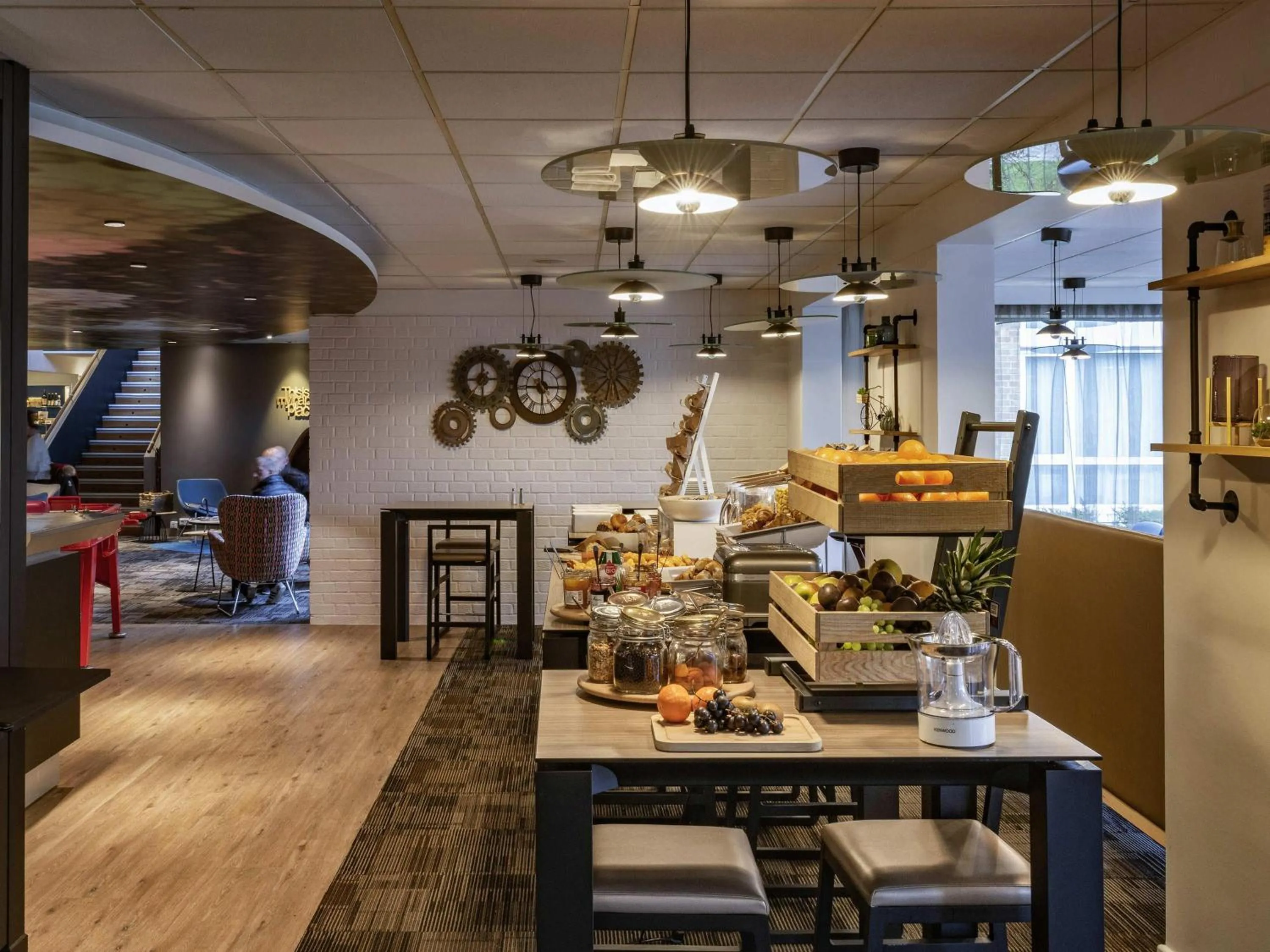 Restaurant/places to eat in Hôtel Novotel Valenciennes