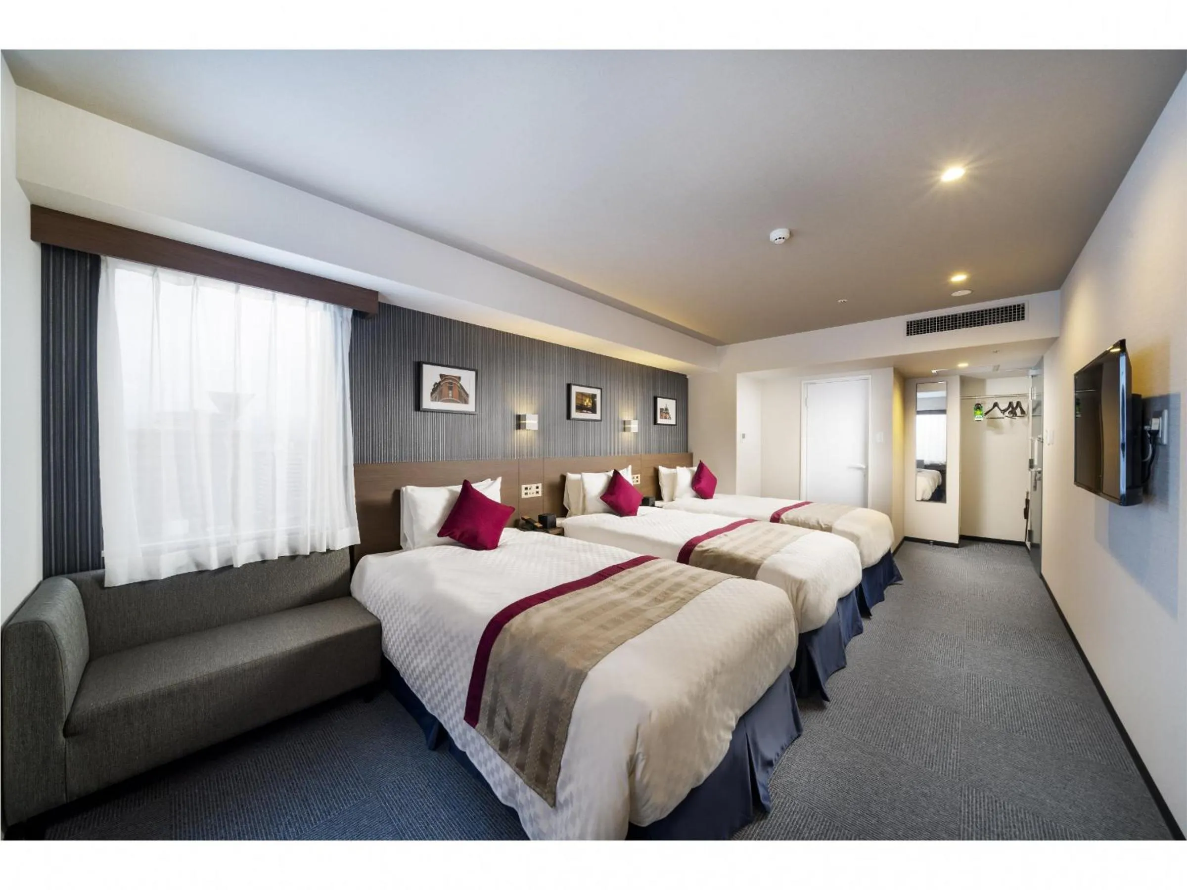 Photo of the whole room, Bed in Best Western Plus Fukuoka Tenjin-minami
