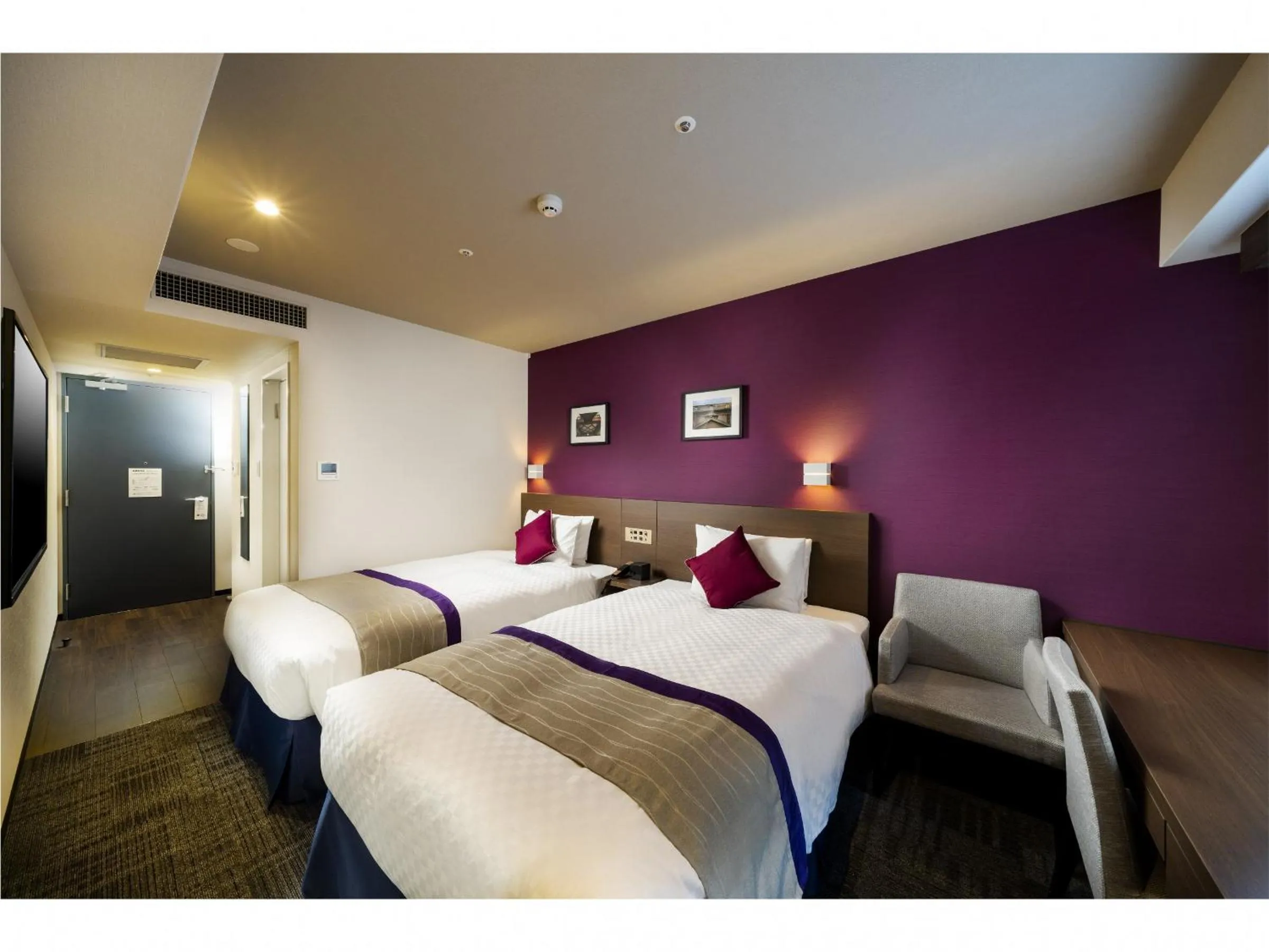 Photo of the whole room, Bed in Best Western Plus Fukuoka Tenjin-minami