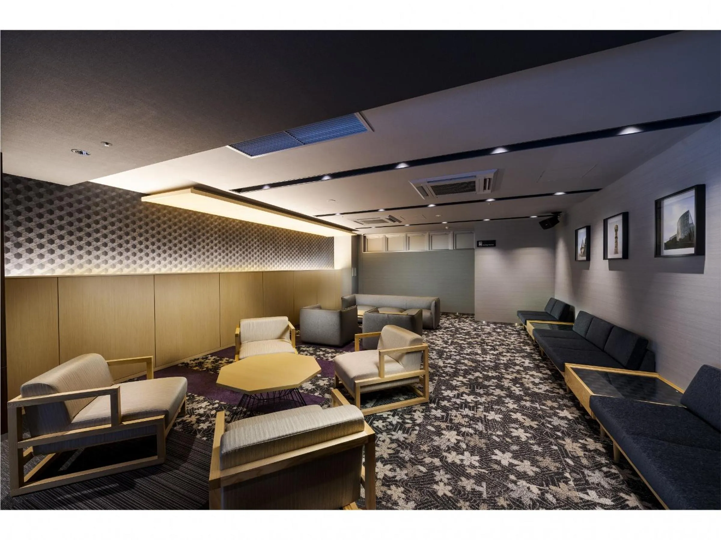 Lobby or reception in Best Western Plus Fukuoka Tenjin-minami