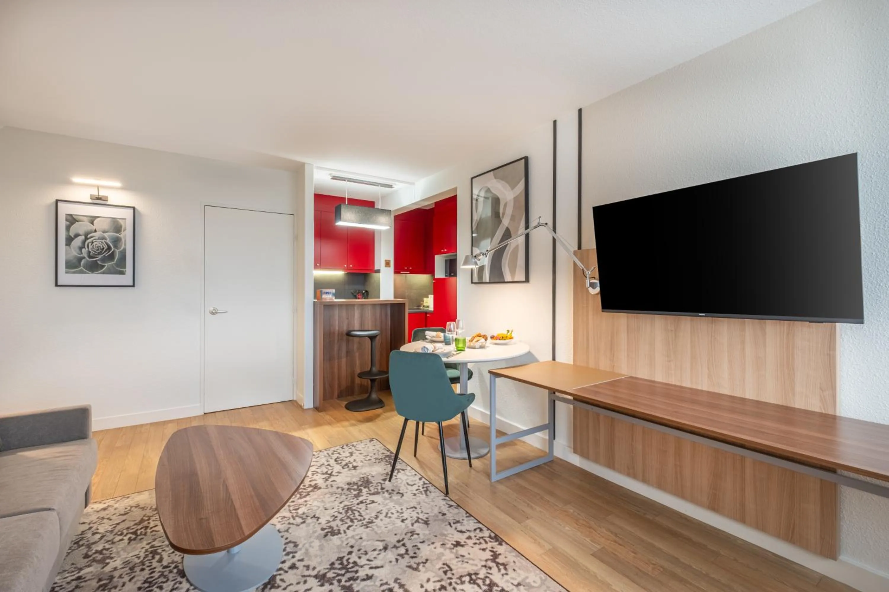 Living room in FirstName Toulouse Résidence